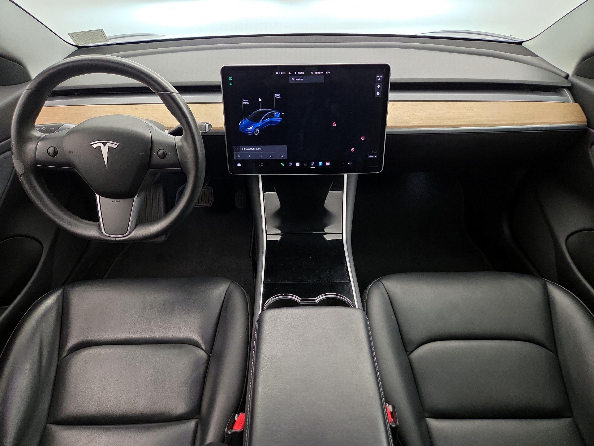 Thumbnail: 2019 Tesla Model 3 - 9