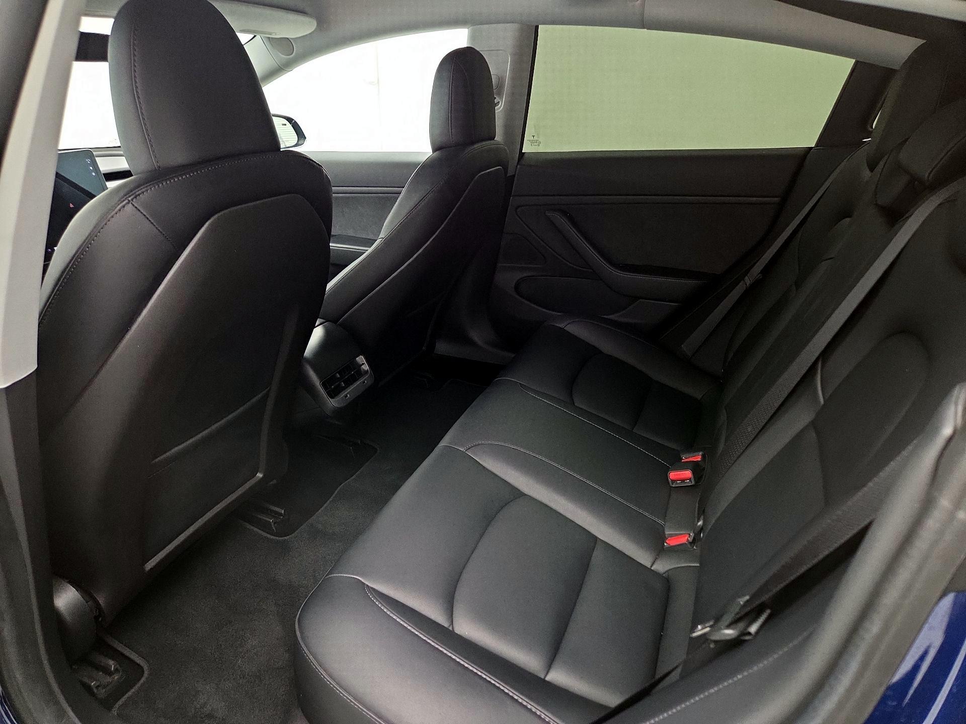 Thumbnail: 2019 Tesla Model 3 - 18