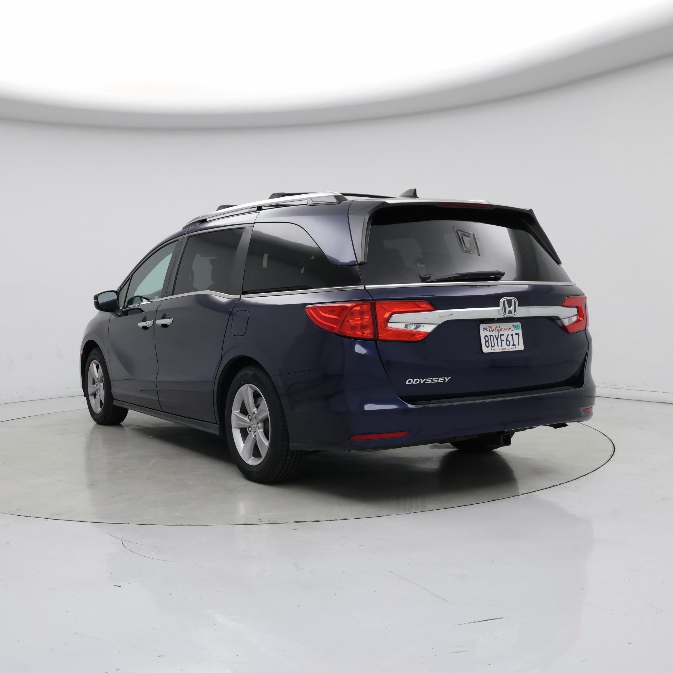 Thumbnail: 2018 Honda Odyssey - 2