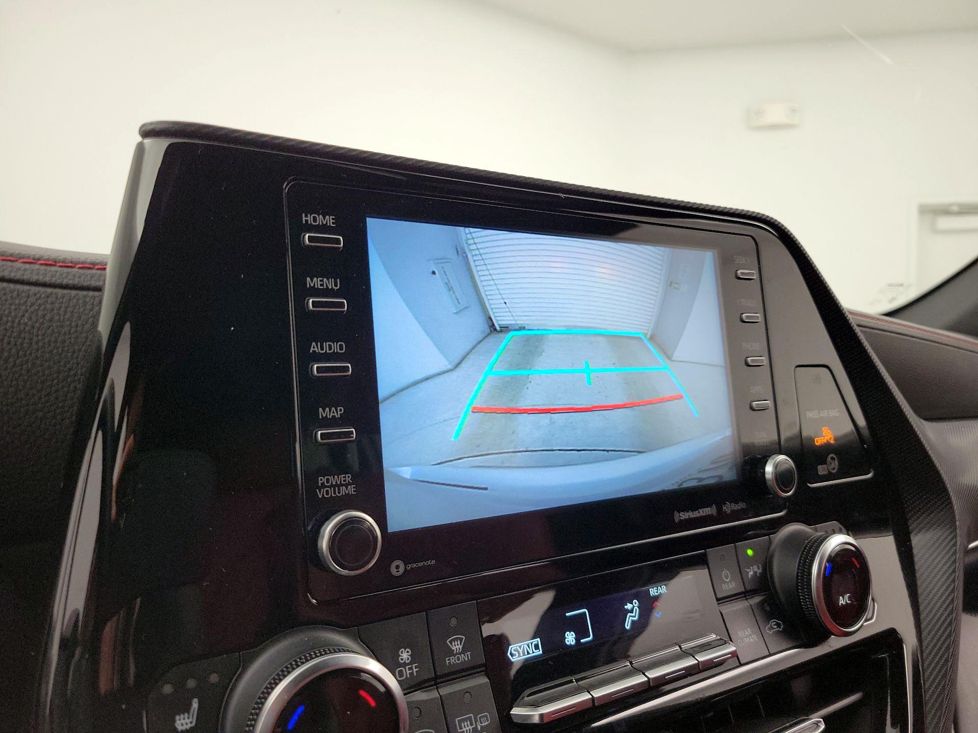 Thumbnail: 2022 Toyota Highlander - 14