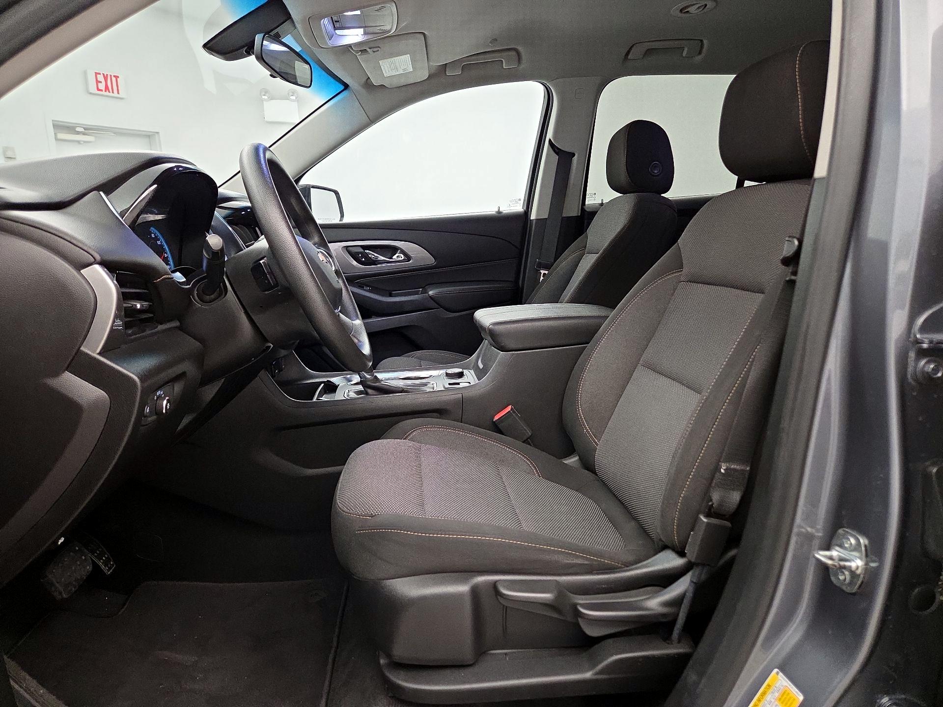 Thumbnail: 2019 Chevrolet Traverse - 11