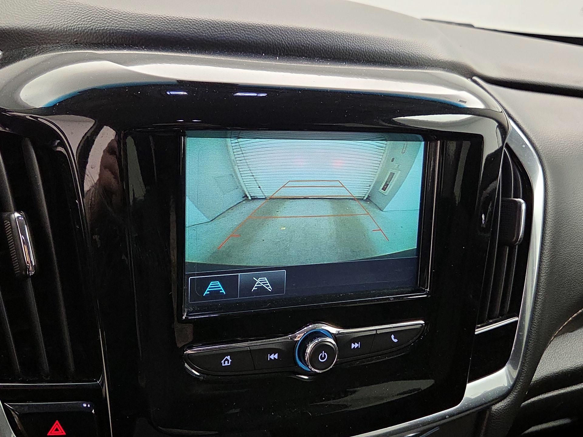 Thumbnail: 2019 Chevrolet Traverse - 14