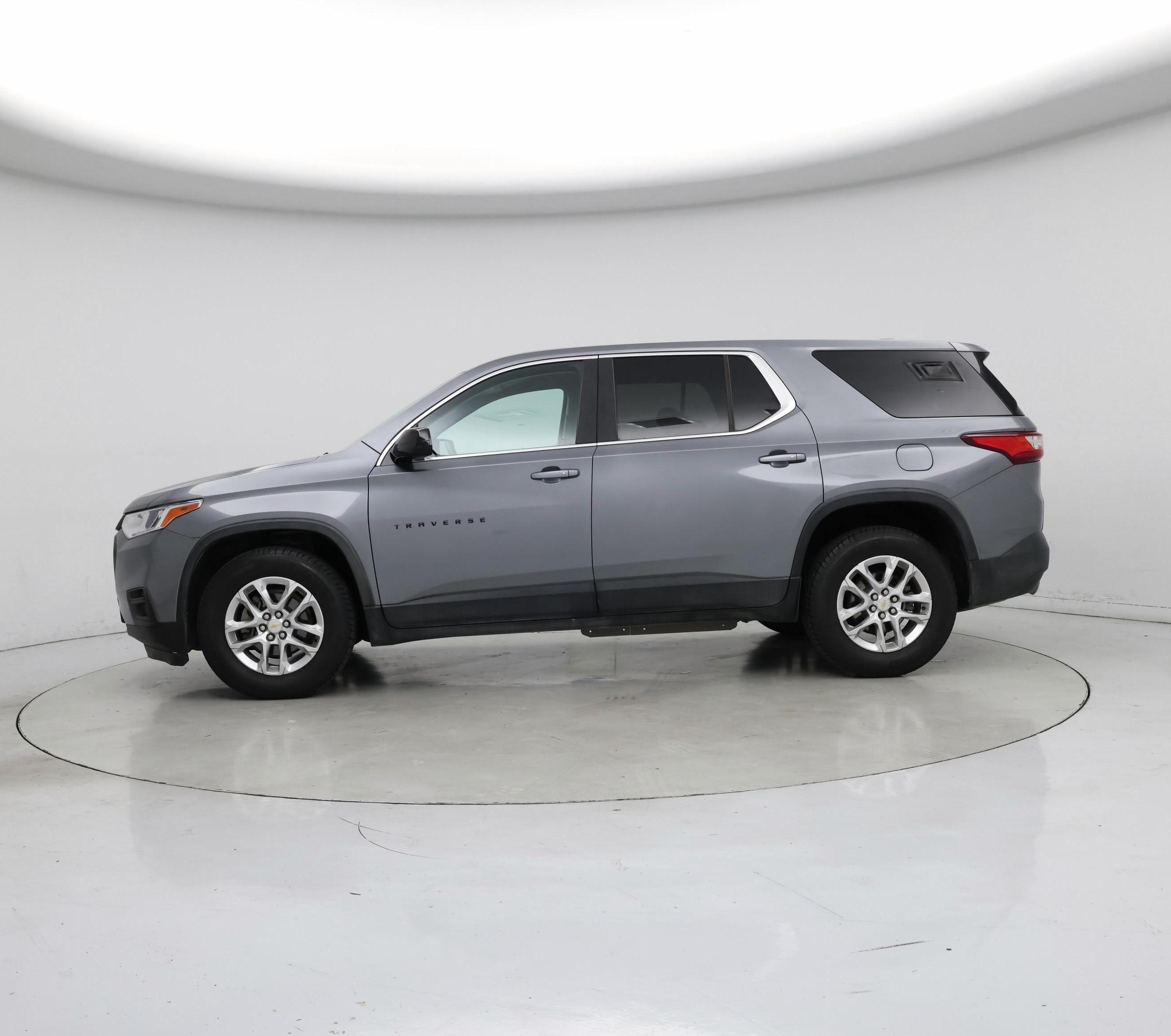 Thumbnail: 2019 Chevrolet Traverse - 3