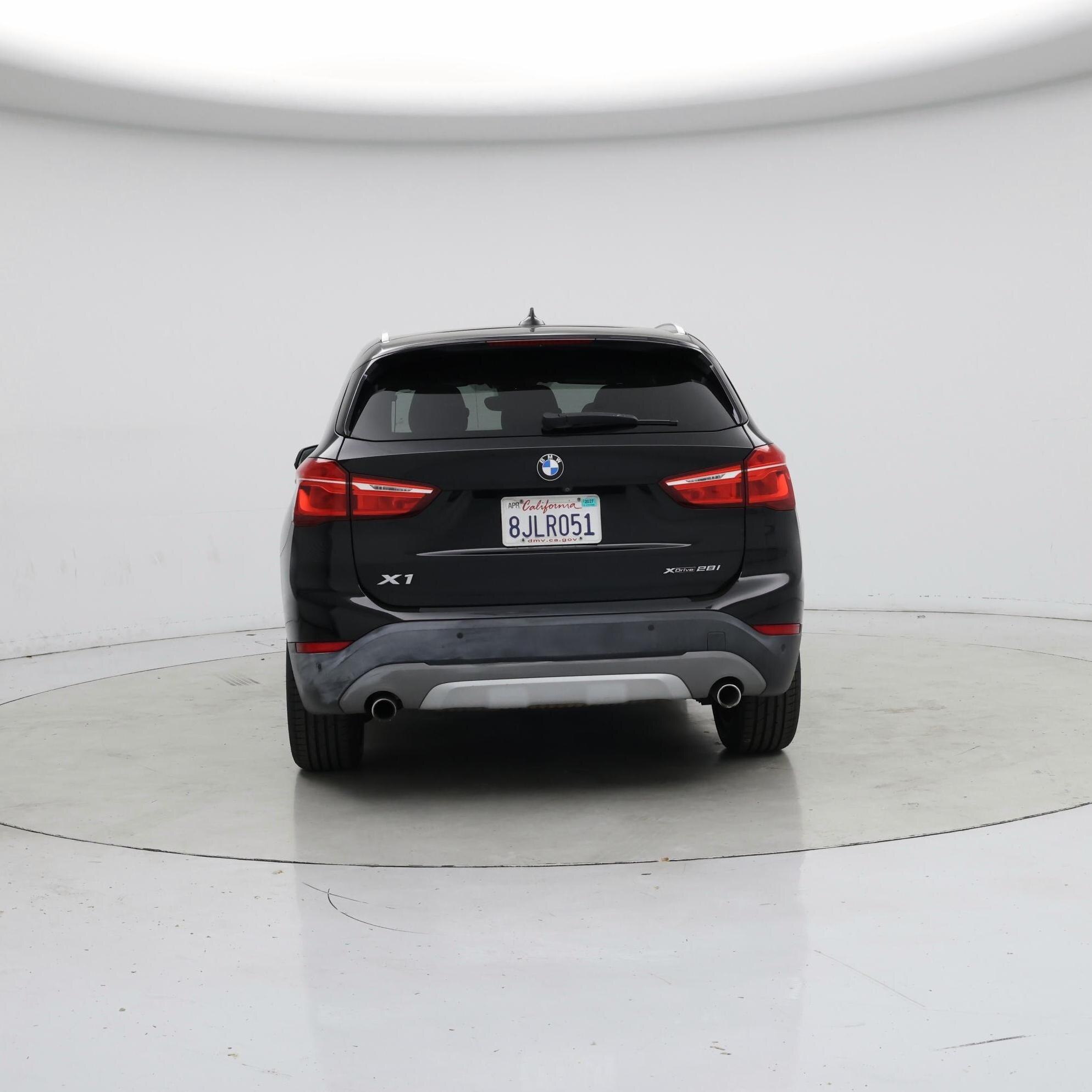 Thumbnail: 2019 BMW X1 - 6