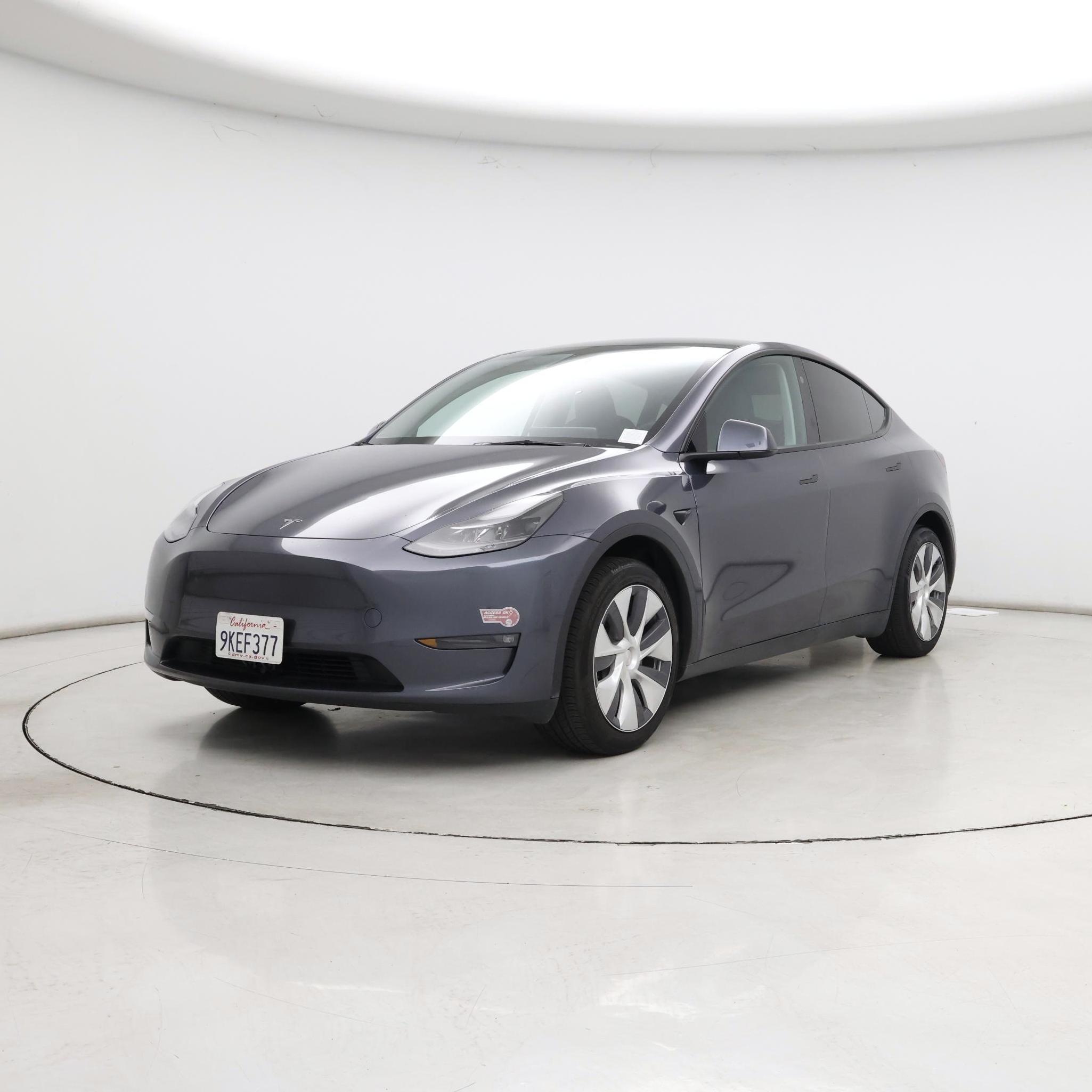 Thumbnail: 2023 Tesla Model Y - 4