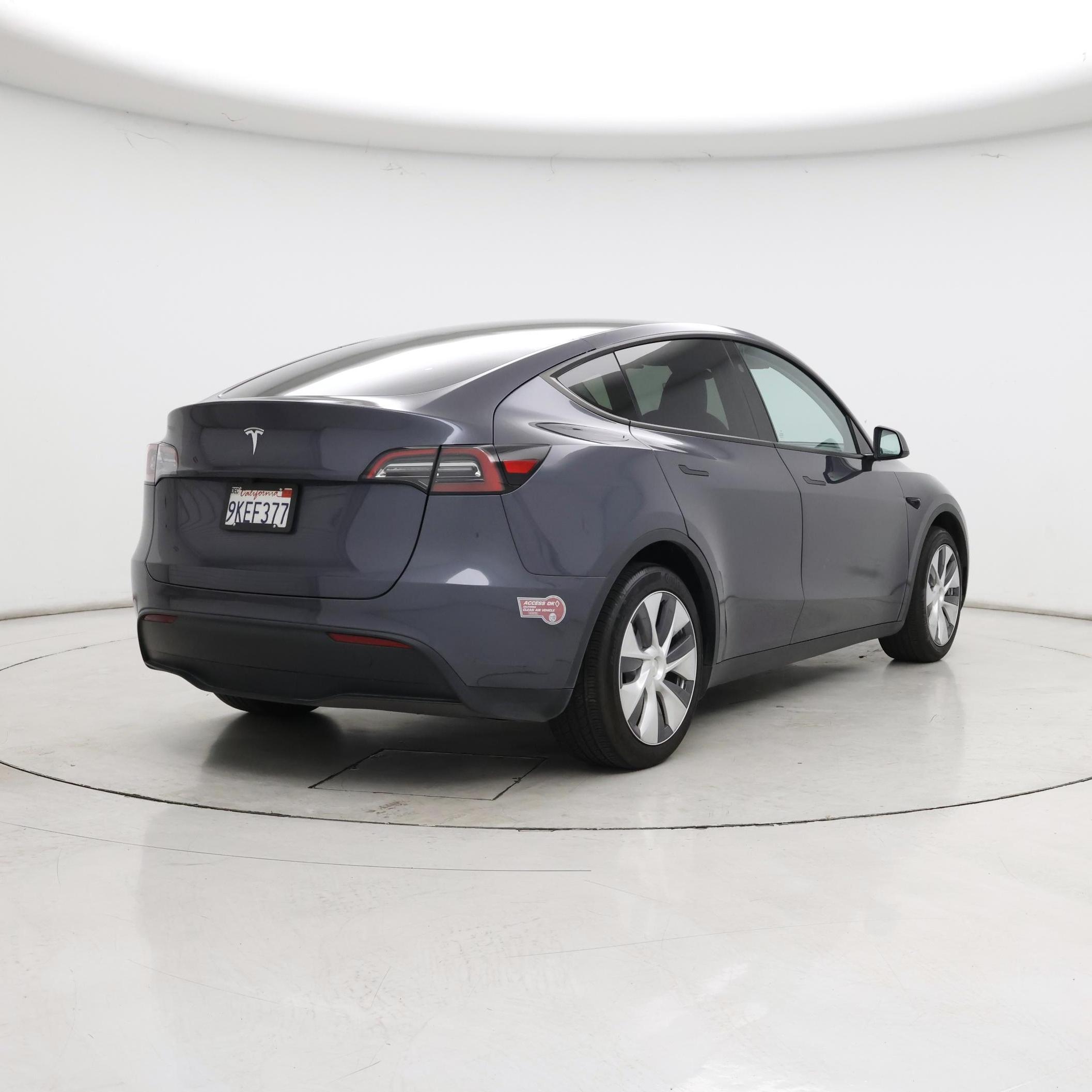 Thumbnail: 2023 Tesla Model Y - 8