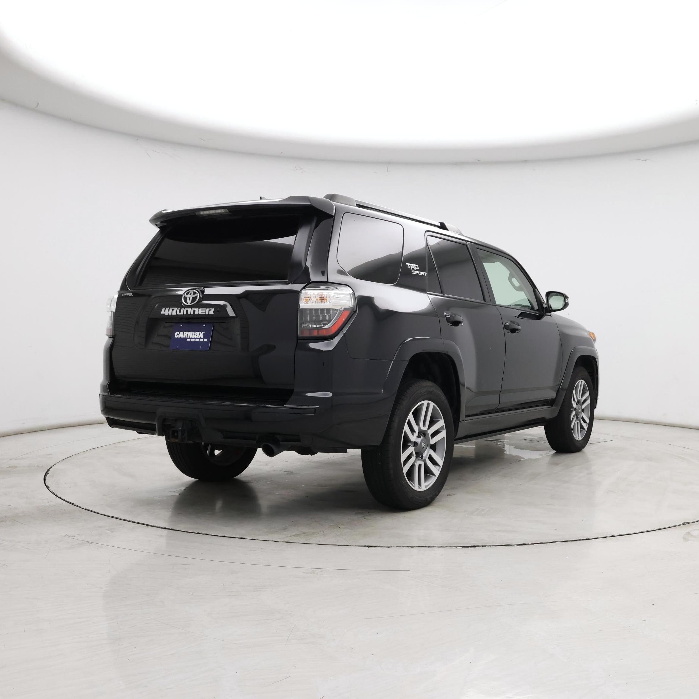 Thumbnail: 2022 Toyota 4Runner - 8
