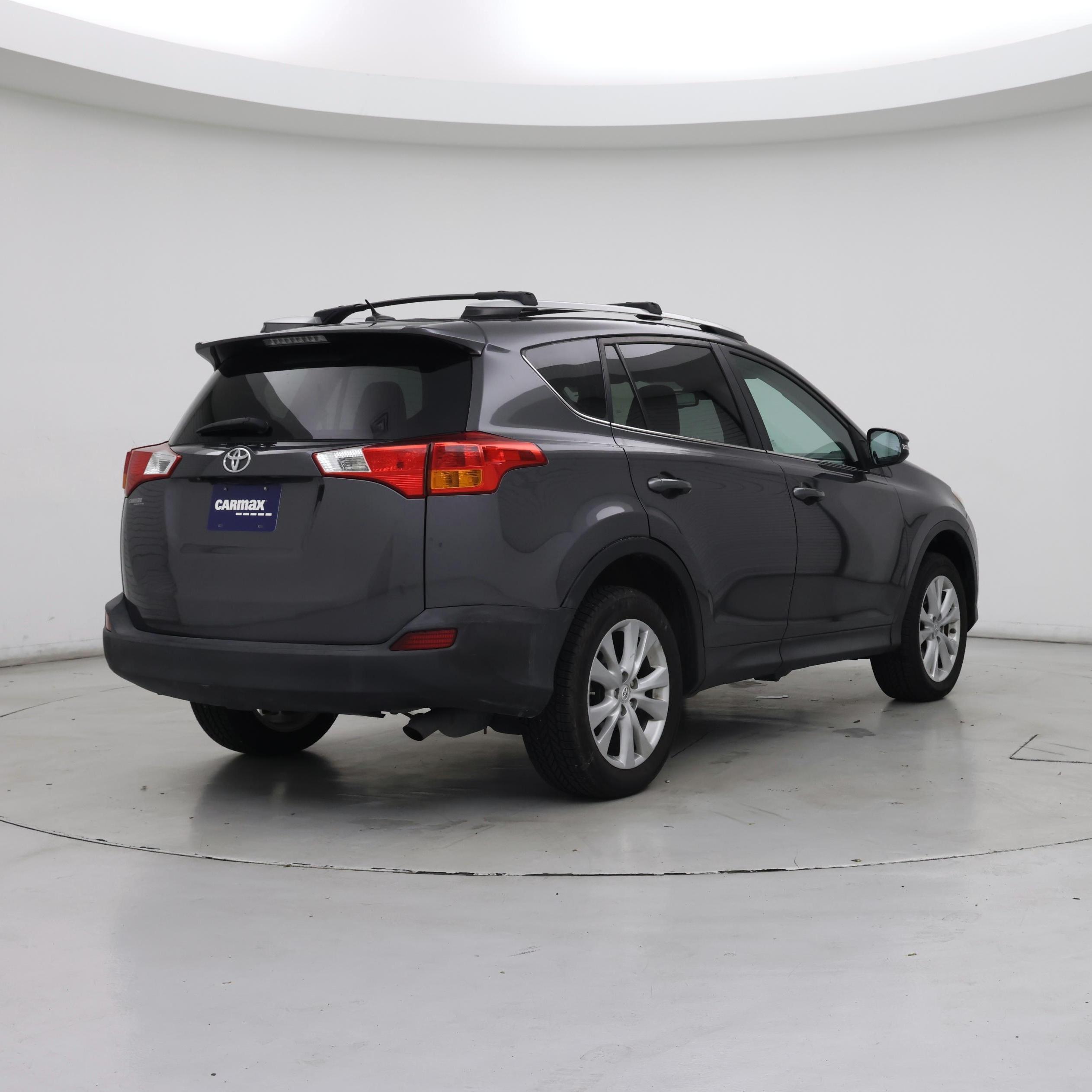 Thumbnail: 2015 Toyota RAV4 - 8