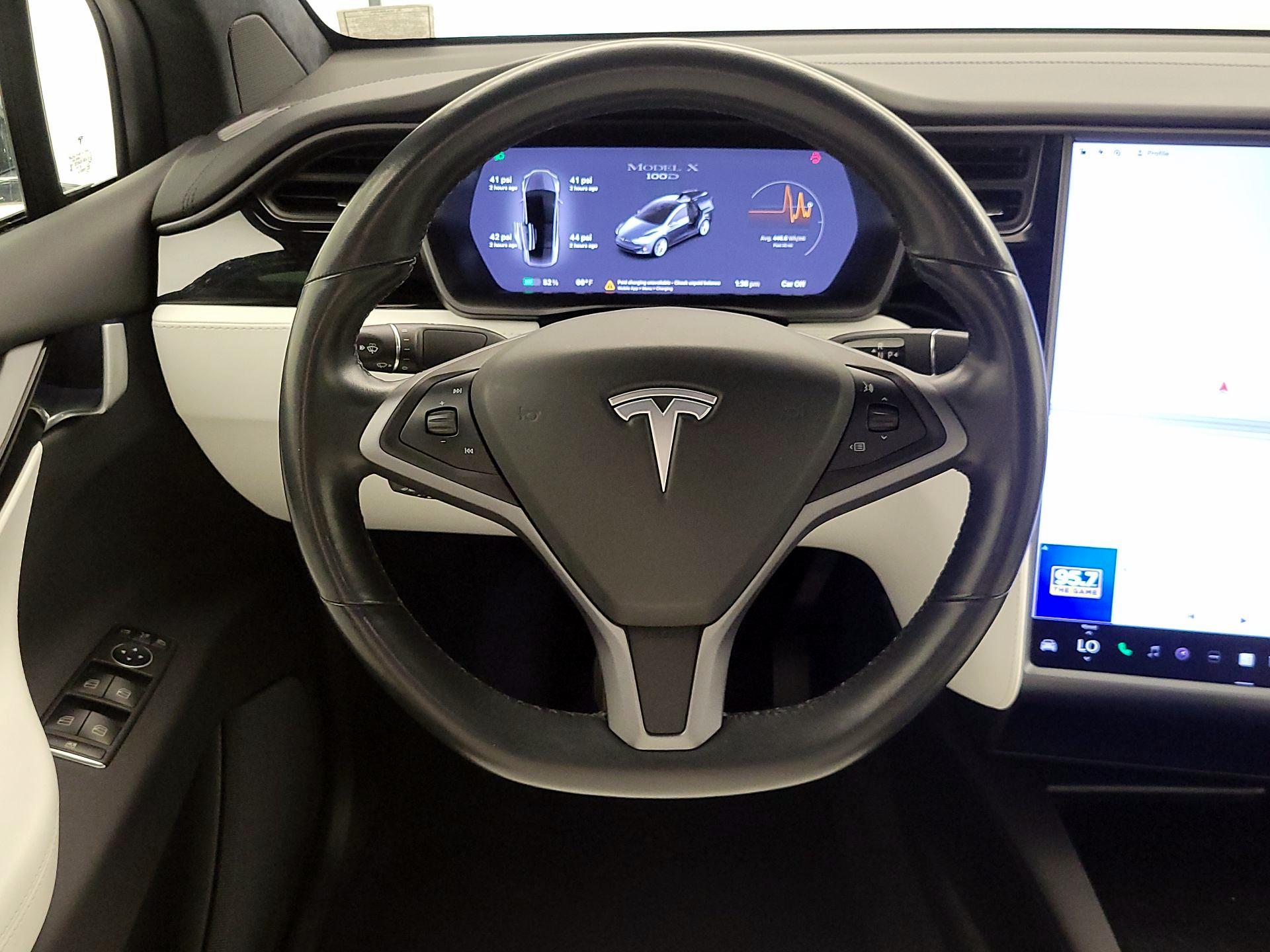 Thumbnail: 2019 Tesla Model X - 10
