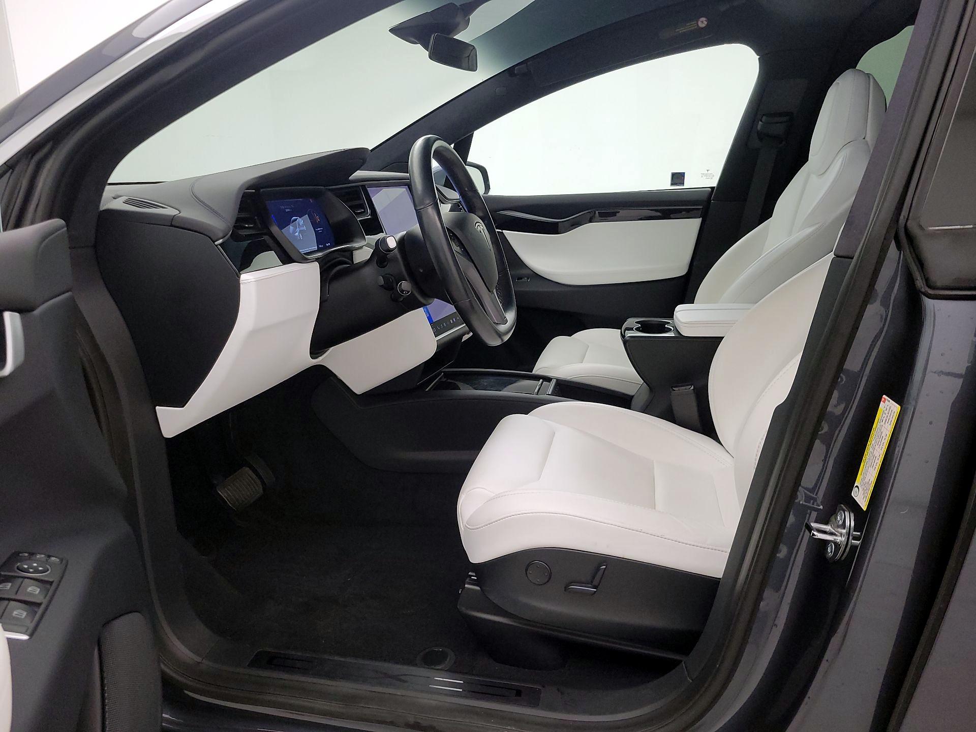Thumbnail: 2019 Tesla Model X - 11