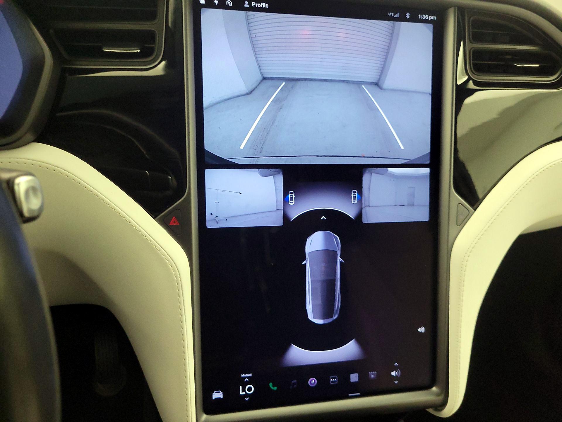 Thumbnail: 2019 Tesla Model X - 15
