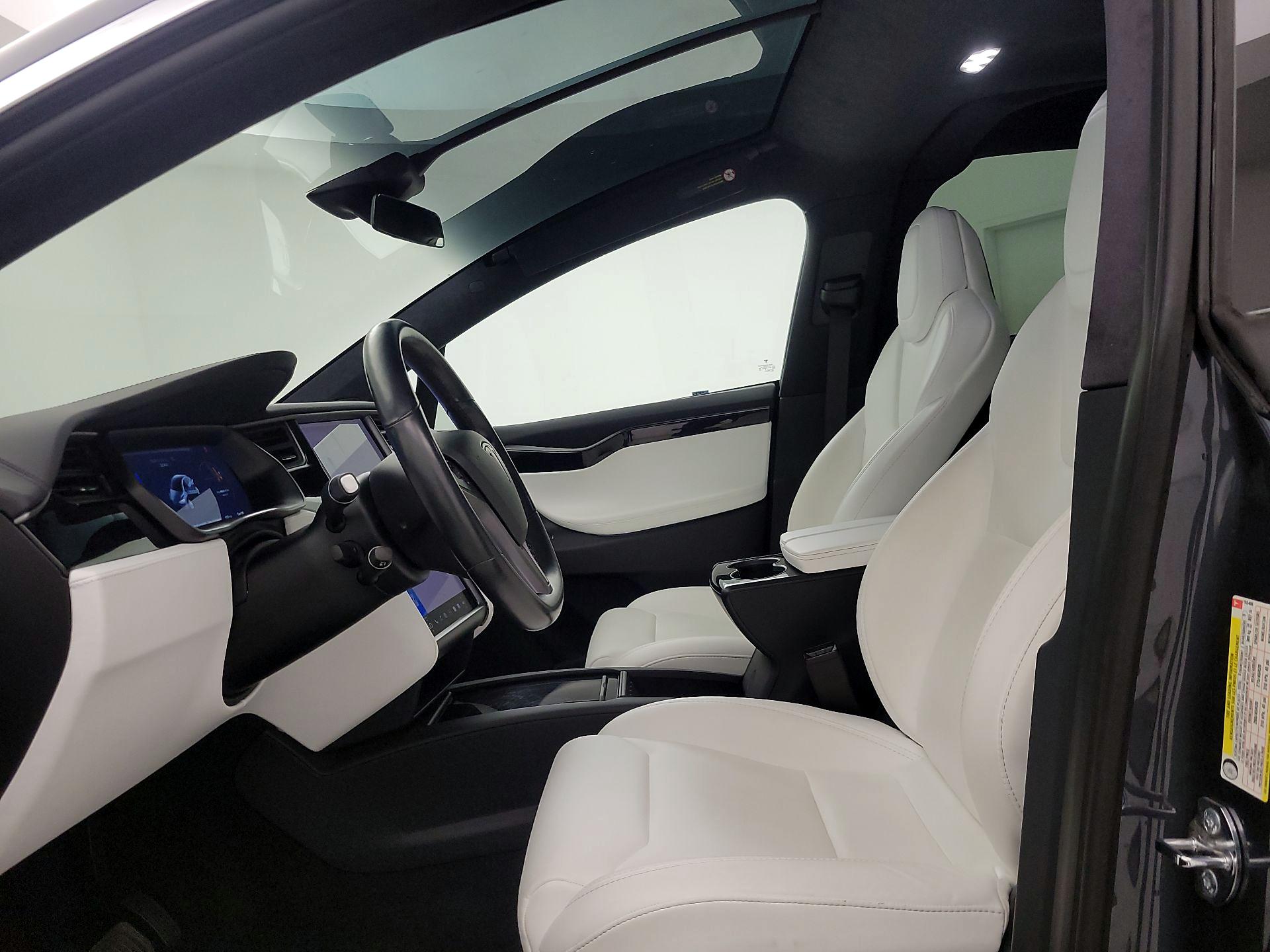 Thumbnail: 2019 Tesla Model X - 20
