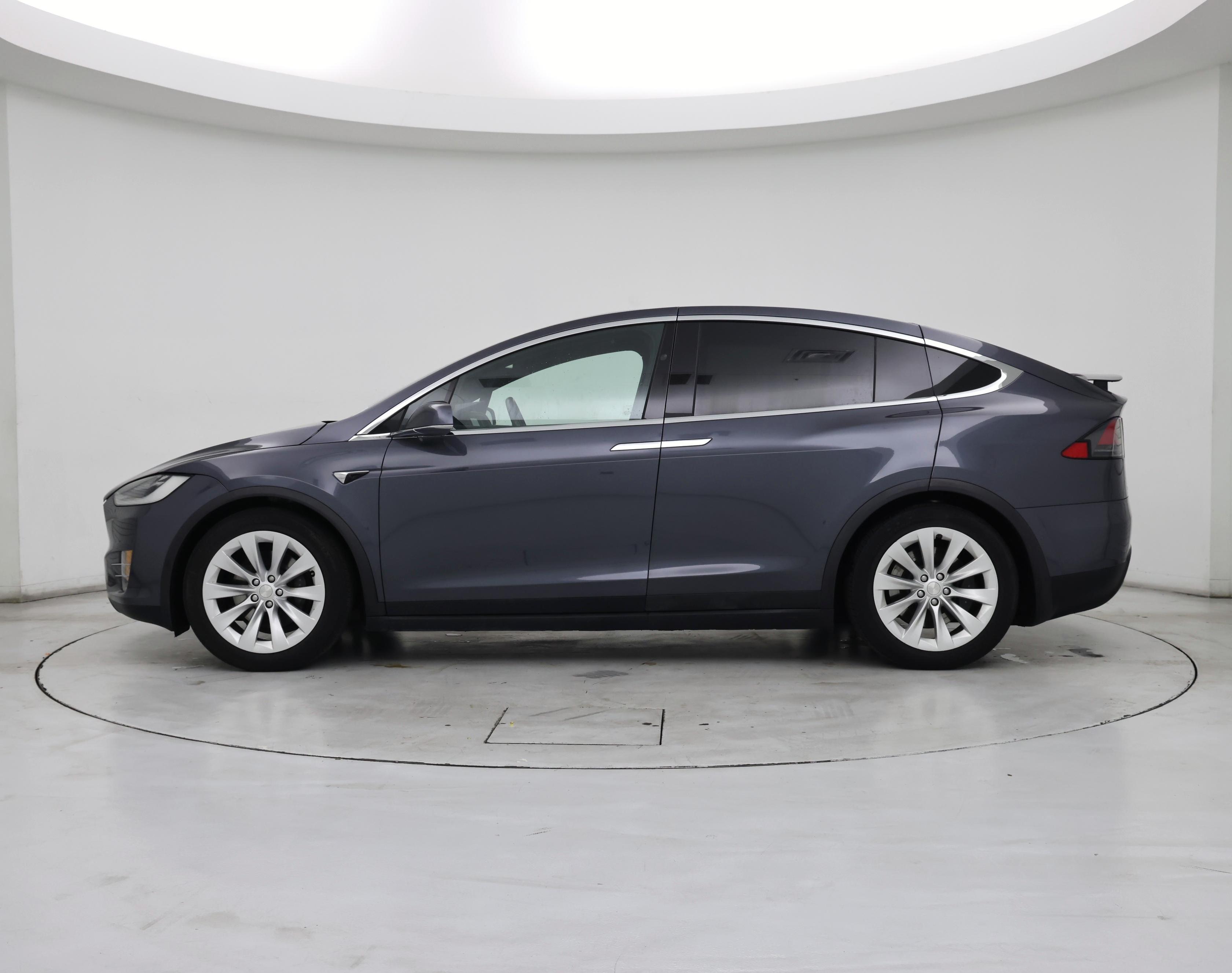 Thumbnail: 2019 Tesla Model X - 3