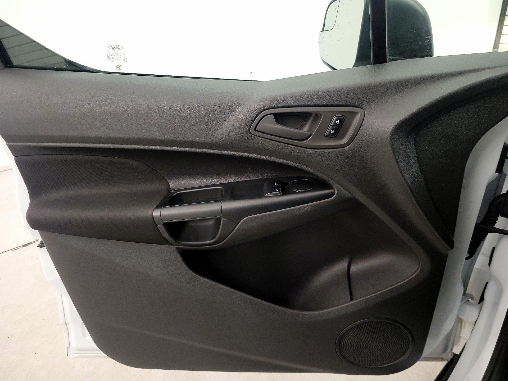 Thumbnail: 2017 Ford Transit Series - 12