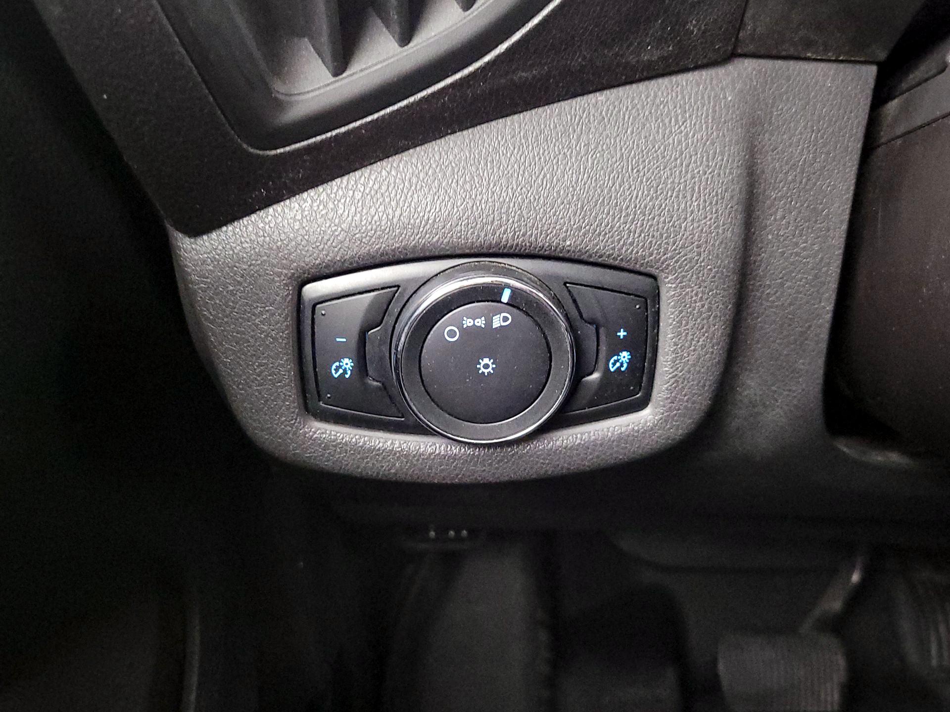 Thumbnail: 2017 Ford Transit Series - 13