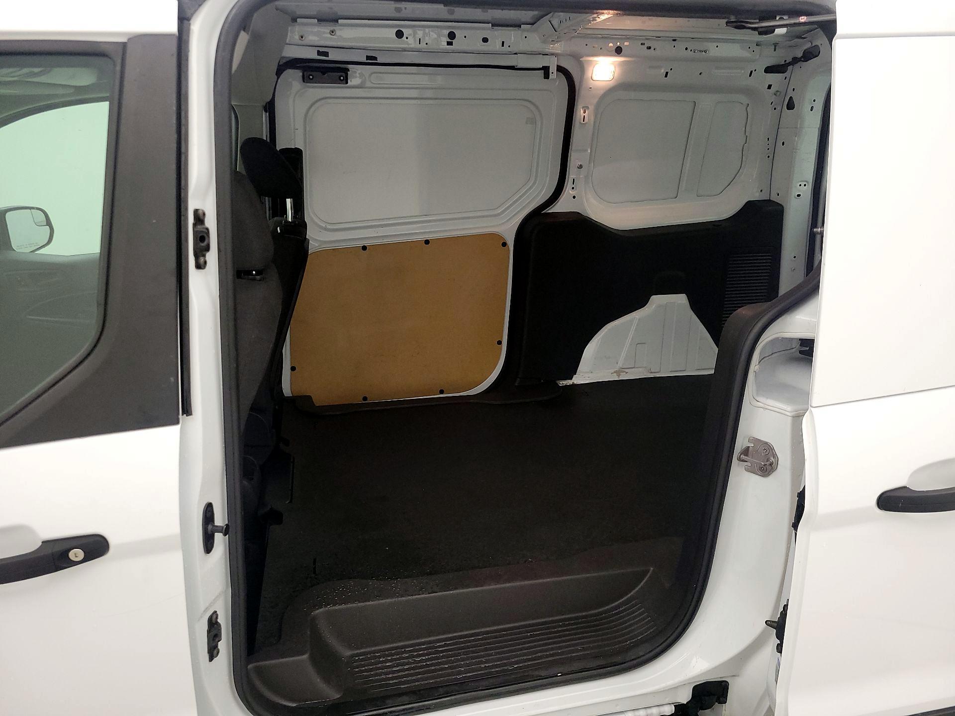 Thumbnail: 2017 Ford Transit Series - 18