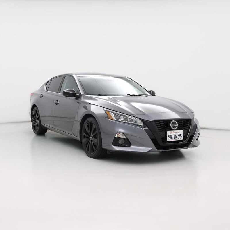 2022 Nissan Altima SR