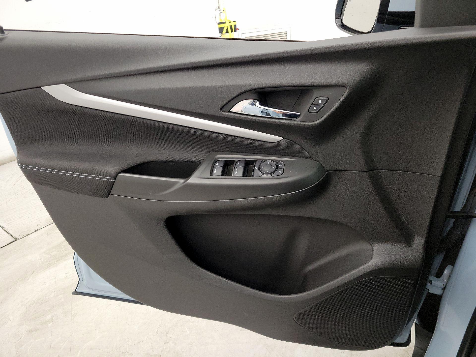 Thumbnail: 2022 Chevrolet Bolt EUV - 12