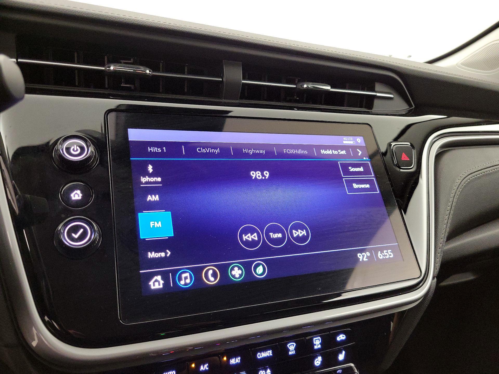 Thumbnail: 2022 Chevrolet Bolt EUV - 15