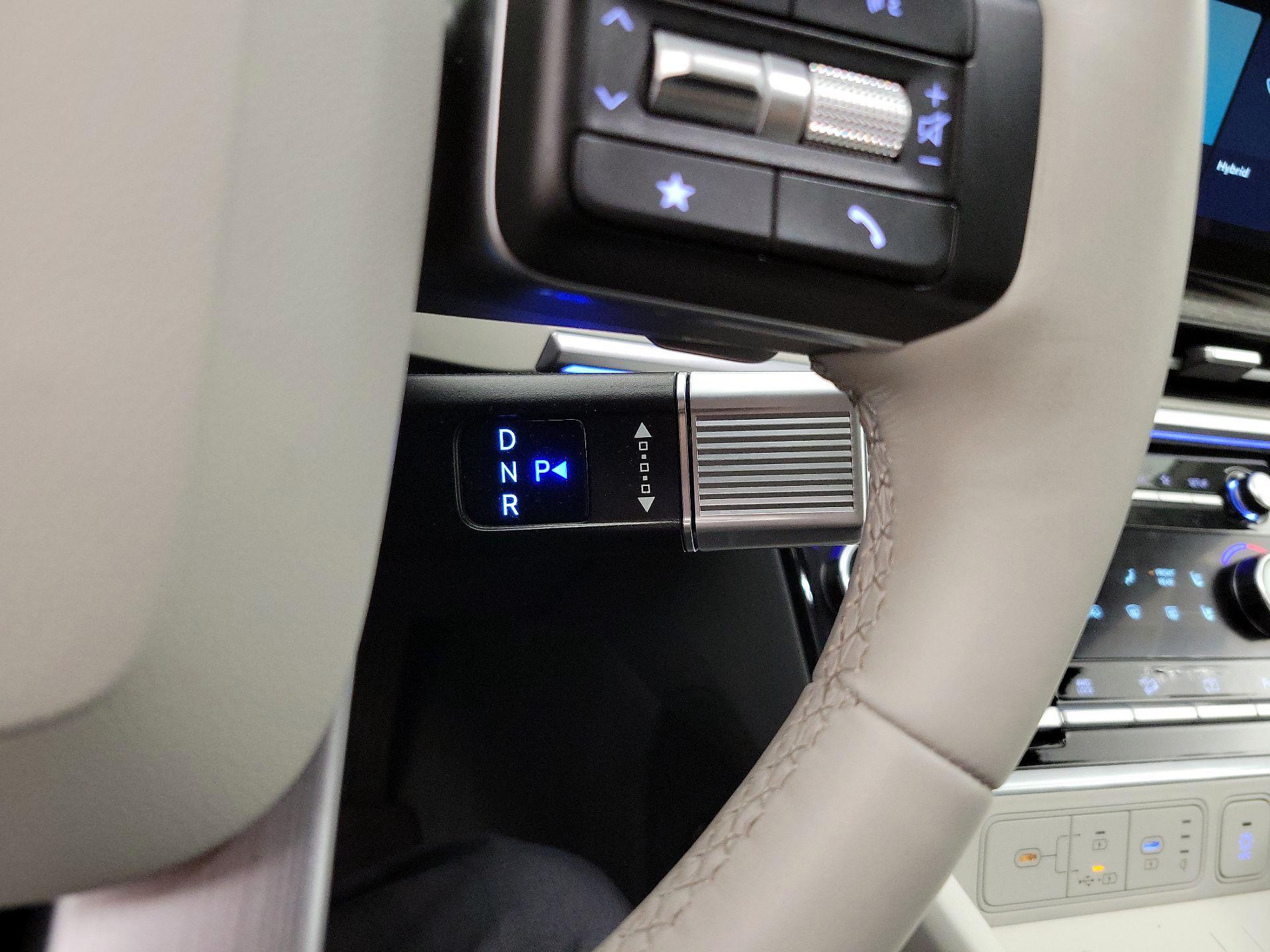 Thumbnail: 2025 Hyundai Santa Fe - 18