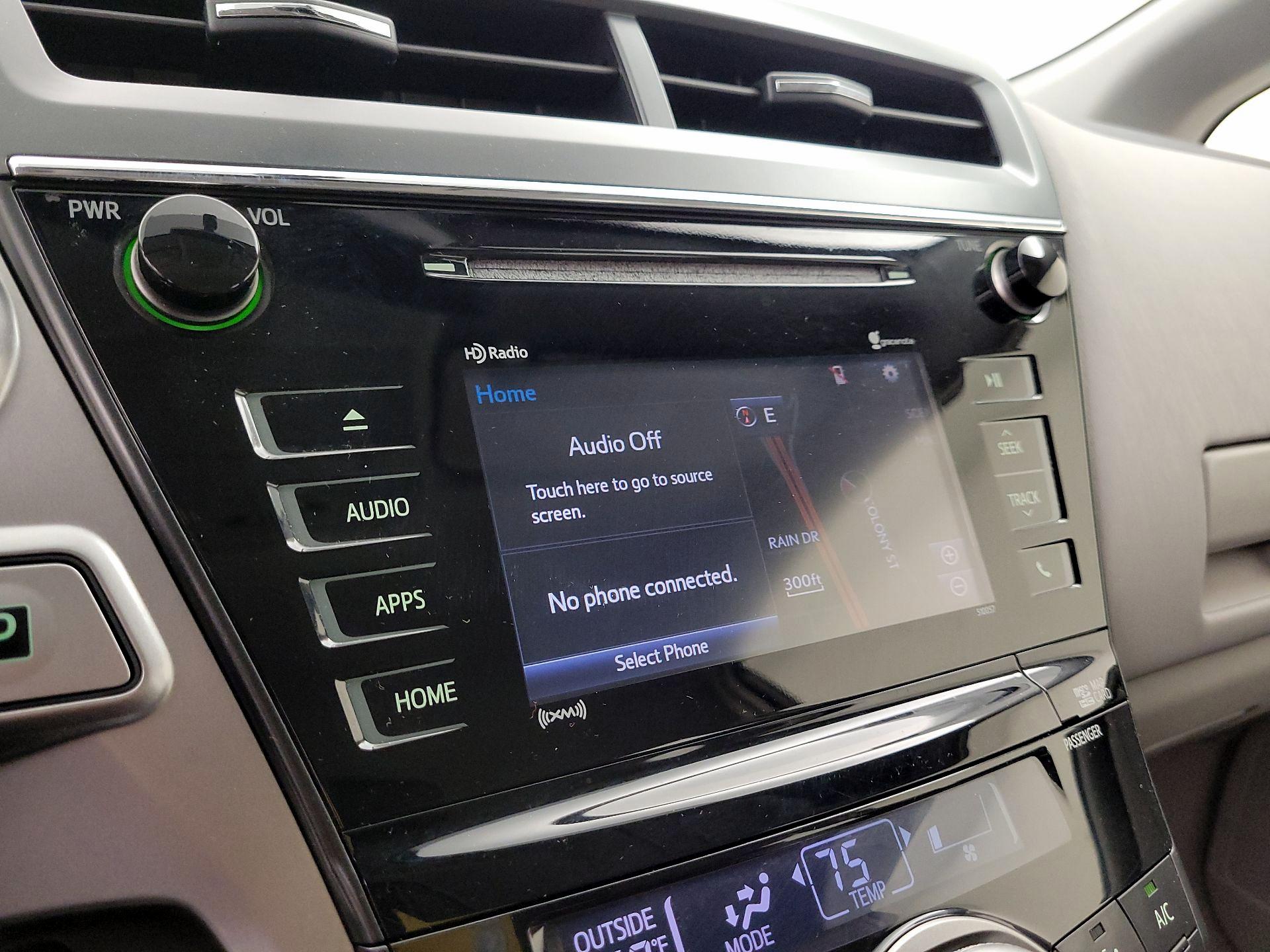 Thumbnail: 2016 Toyota Prius v - 13