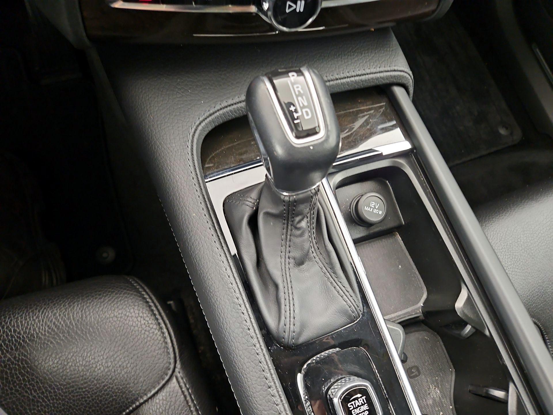 Thumbnail: 2018 Volvo XC90 - 18