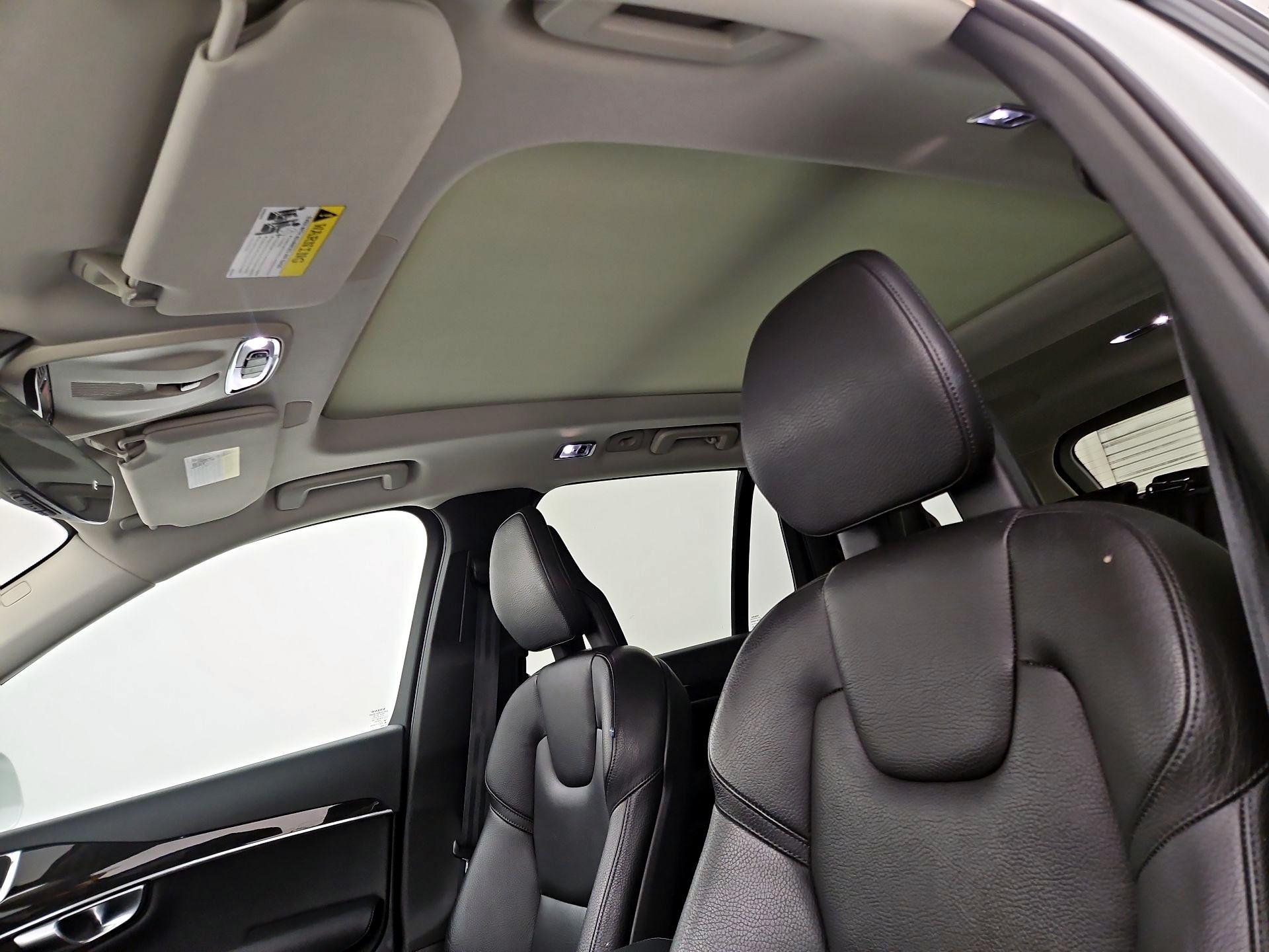 Thumbnail: 2018 Volvo XC90 - 20