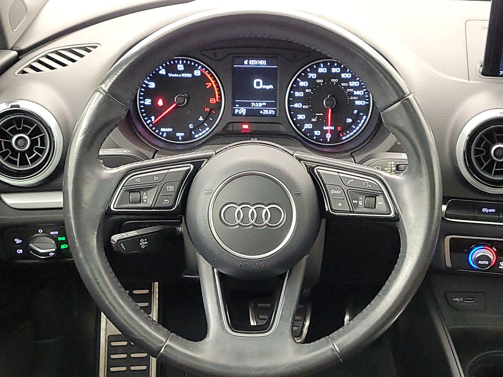 Thumbnail: 2017 Audi A3 - 10