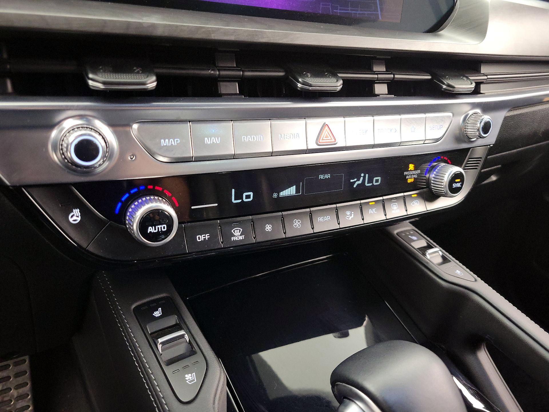 Thumbnail: 2025 Kia Telluride - 16