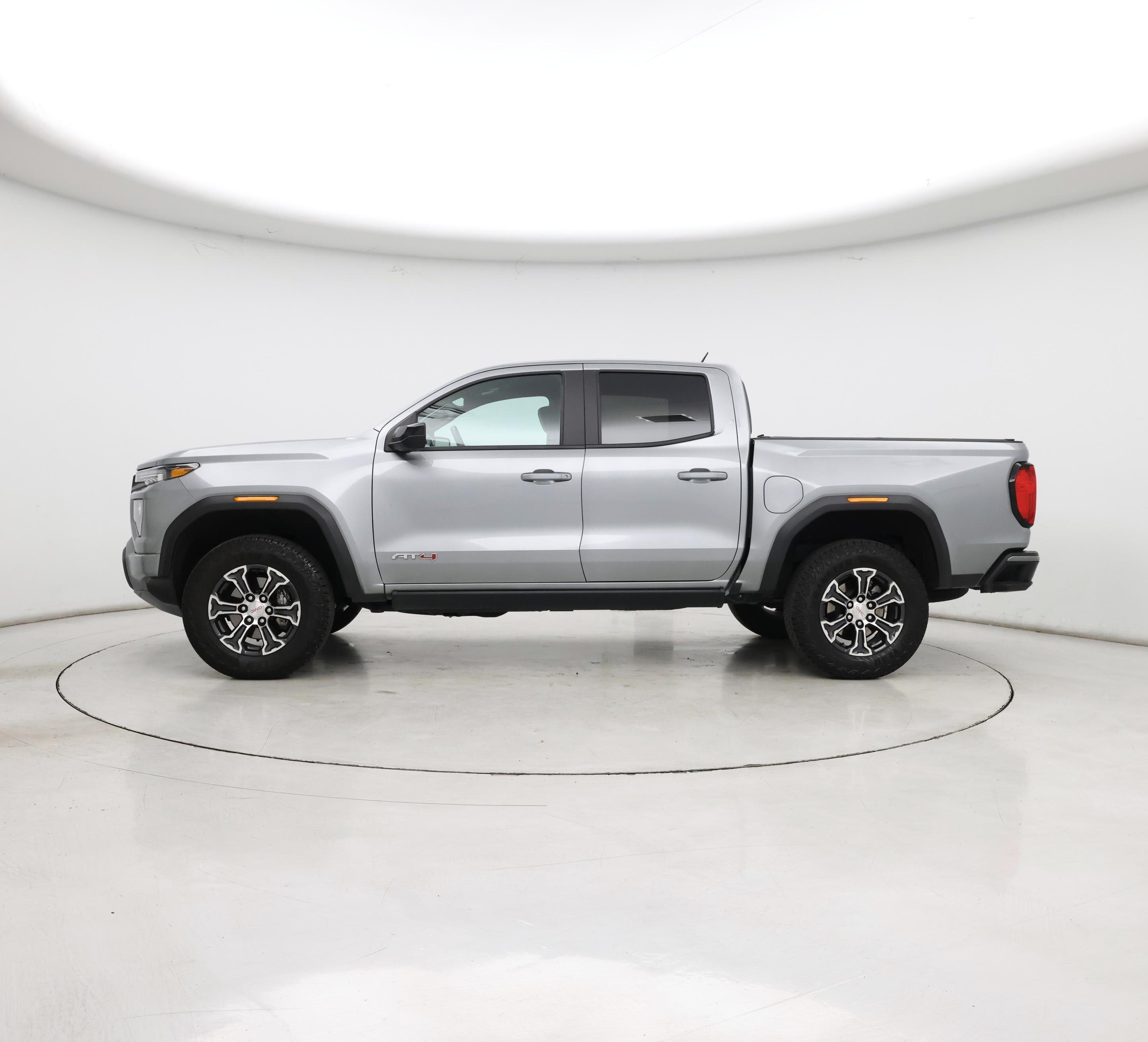 Thumbnail: 2023 GMC Canyon - 3