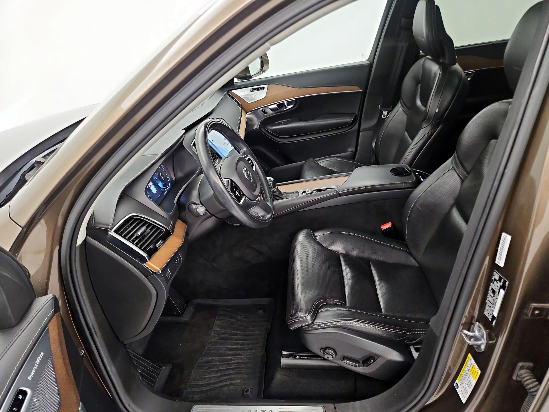 Thumbnail: 2017 Volvo XC90 - 11