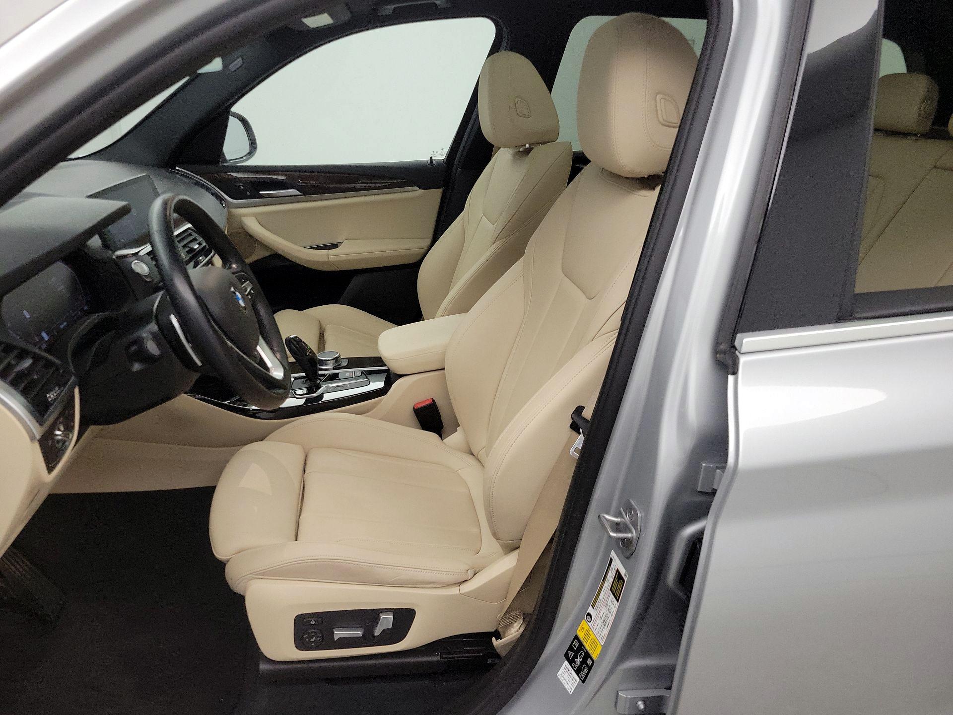 Thumbnail: 2021 BMW X3 - 11