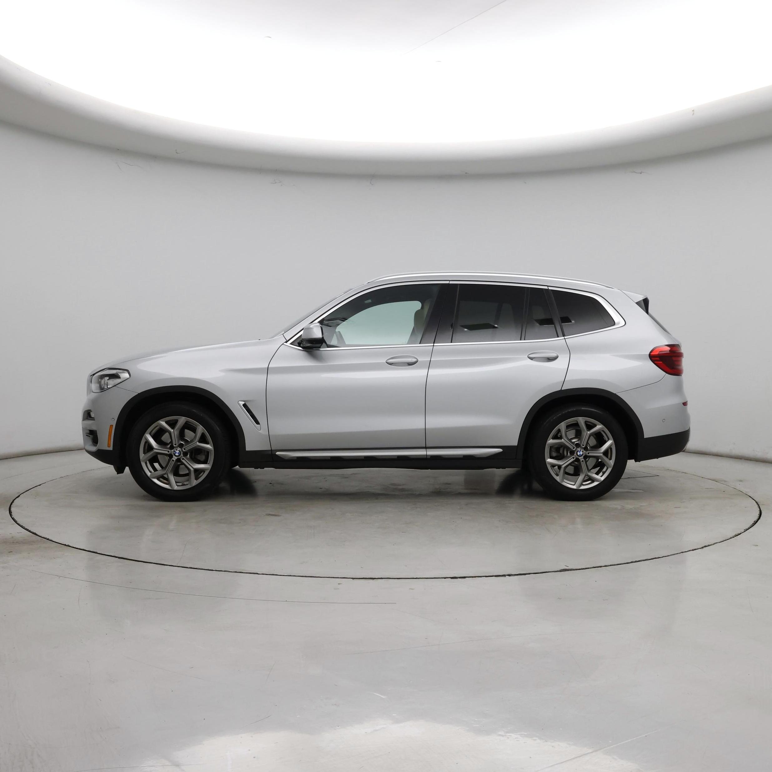 Thumbnail: 2021 BMW X3 - 3