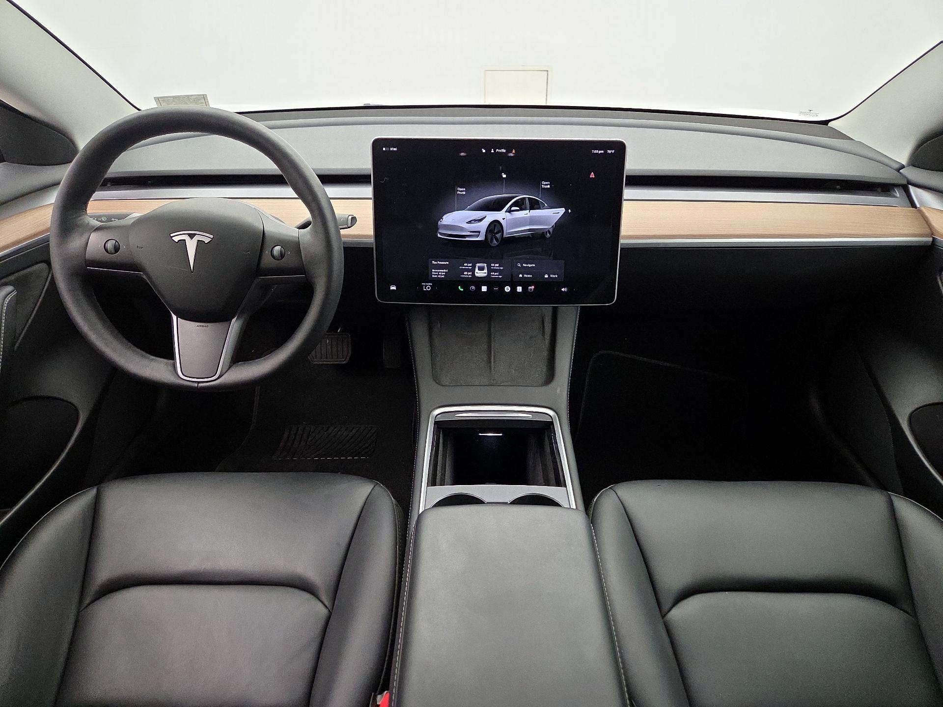 Thumbnail: 2023 Tesla Model 3 - 9
