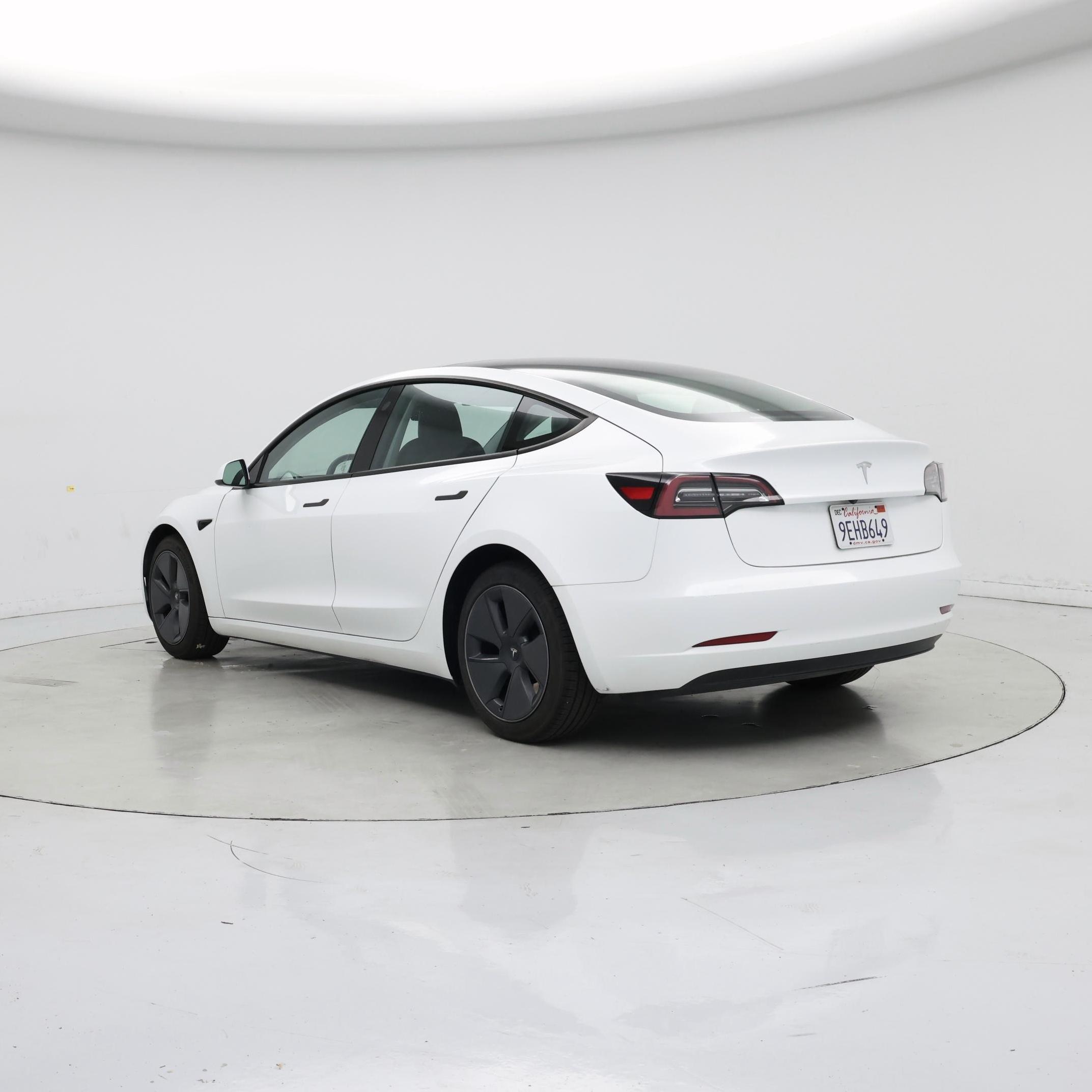 Thumbnail: 2023 Tesla Model 3 - 2