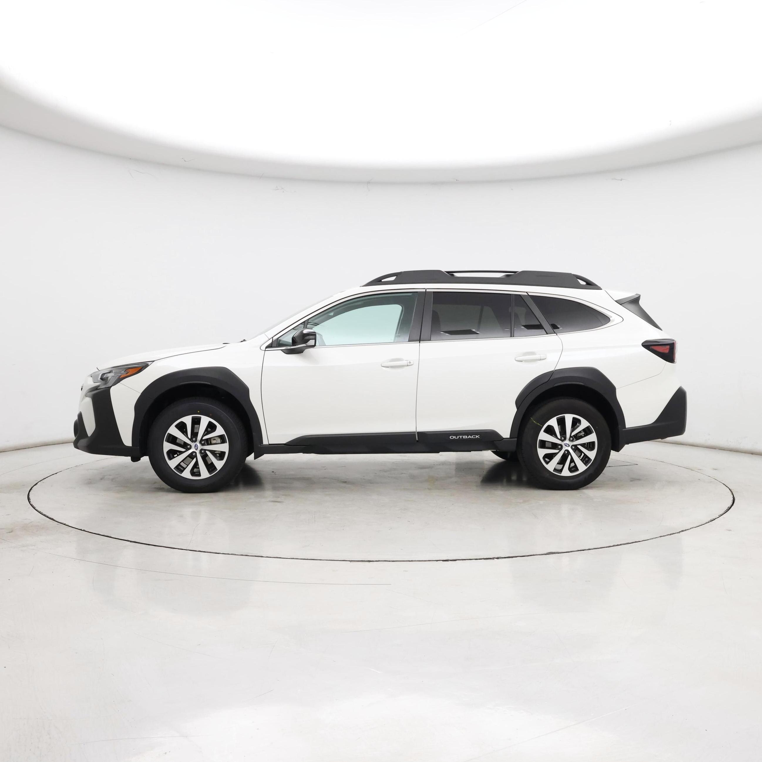 Thumbnail: 2025 Subaru Outback - 3