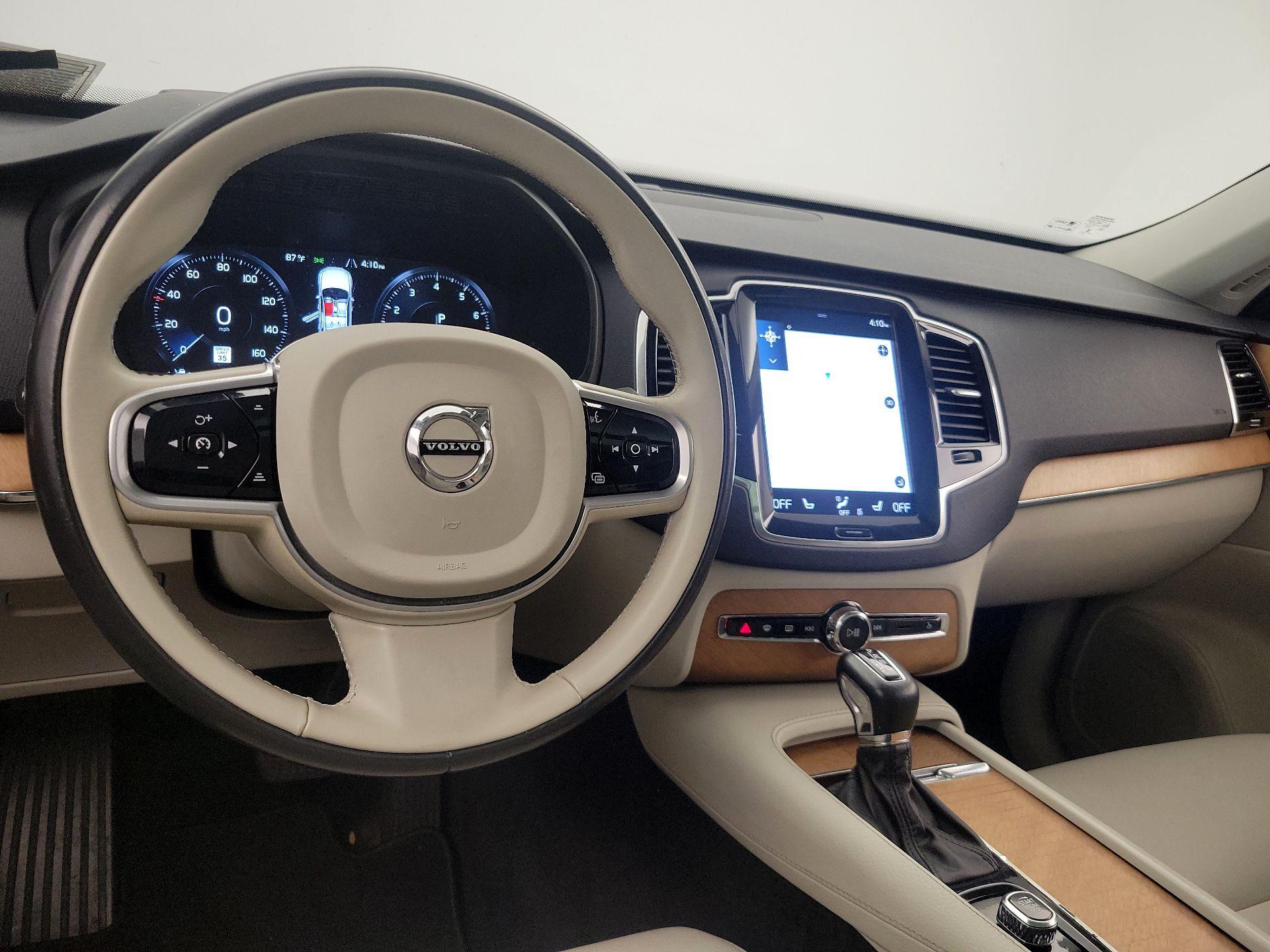 Thumbnail: 2021 Volvo XC90 - 9
