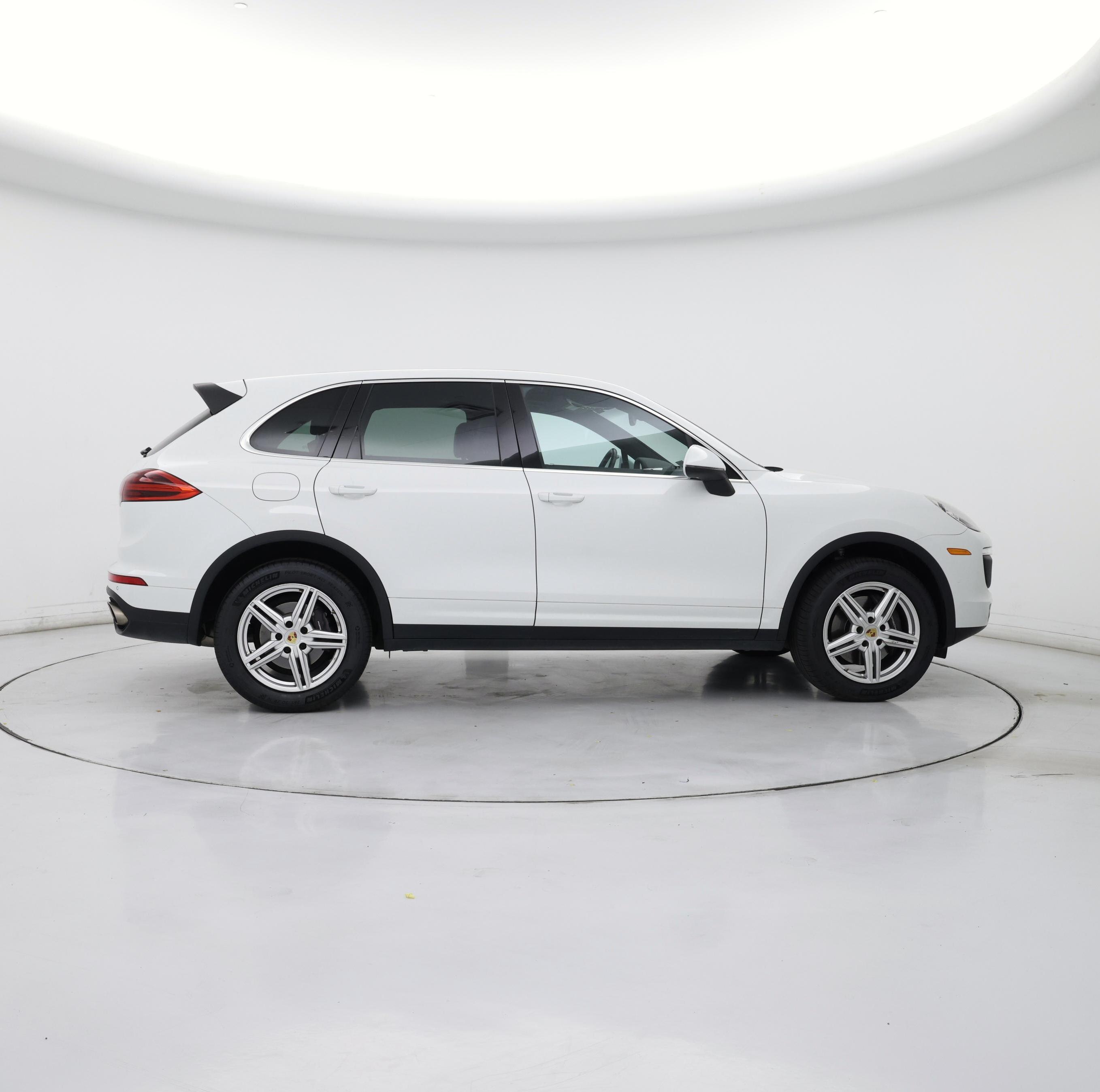 Thumbnail: 2018 Porsche Cayenne - 7
