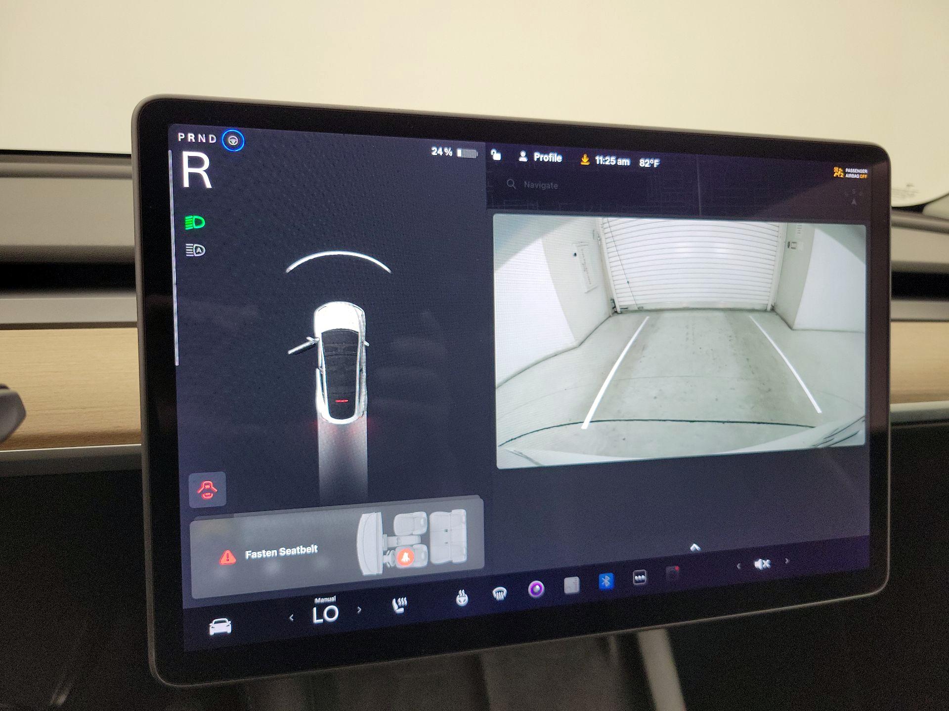 Thumbnail: 2022 Tesla Model Y - 14