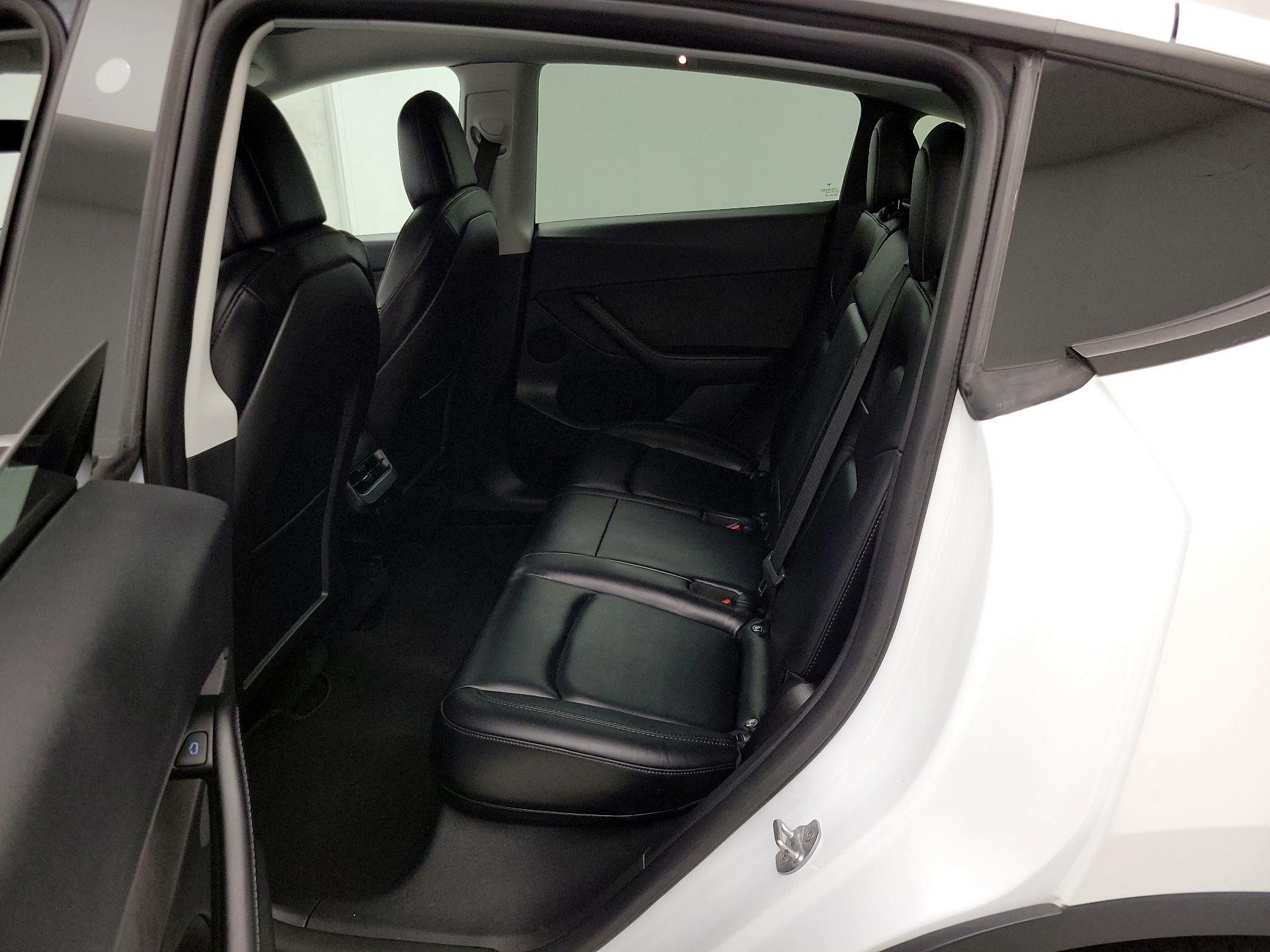 Thumbnail: 2022 Tesla Model Y - 19