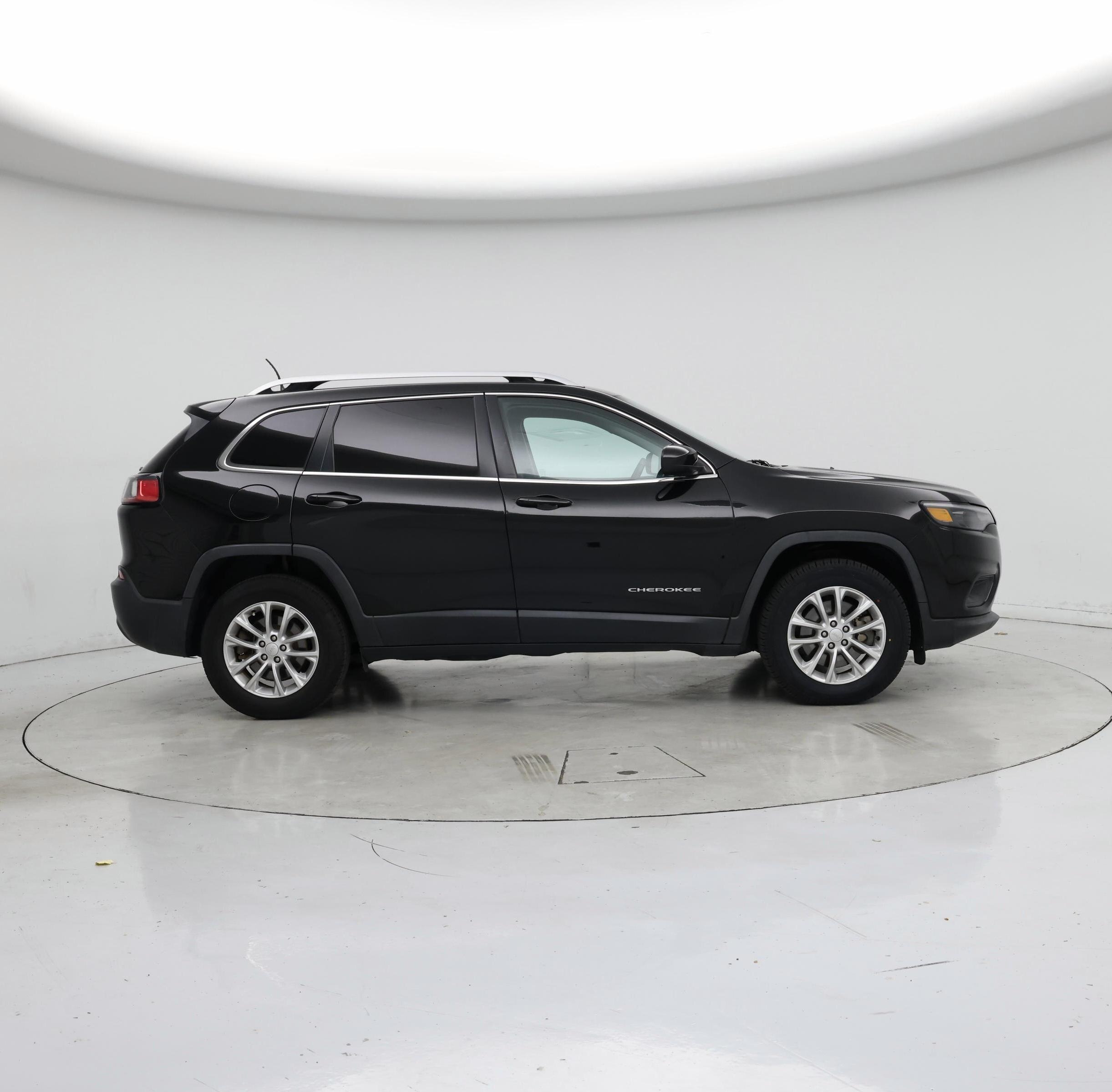 Thumbnail: 2019 Jeep Cherokee - 7