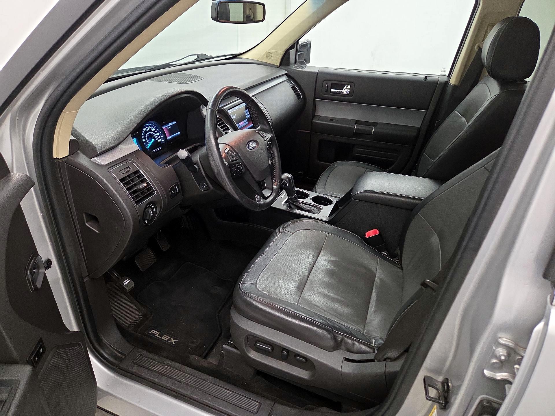 Thumbnail: 2014 Ford Flex - 11