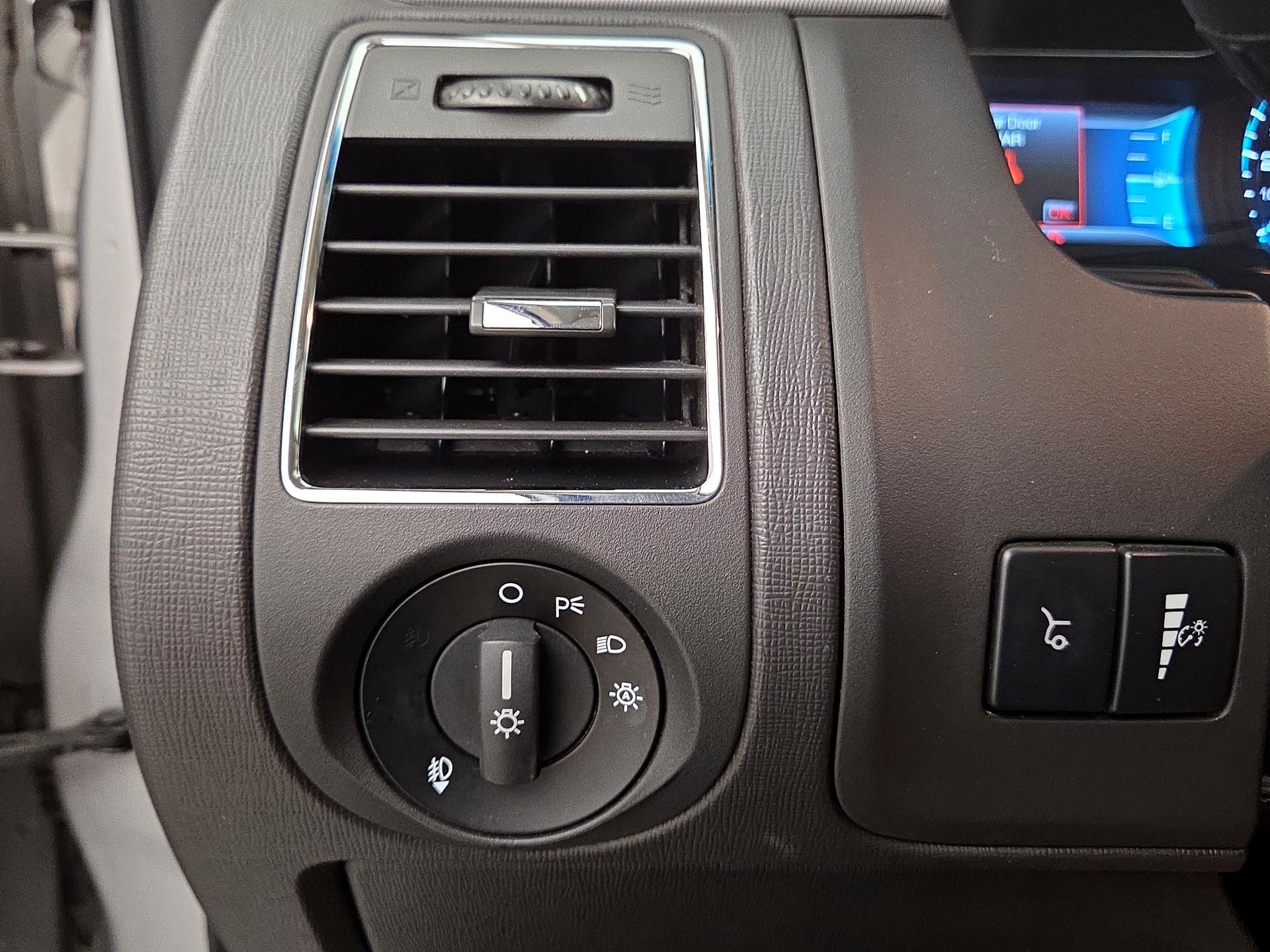 Thumbnail: 2014 Ford Flex - 13