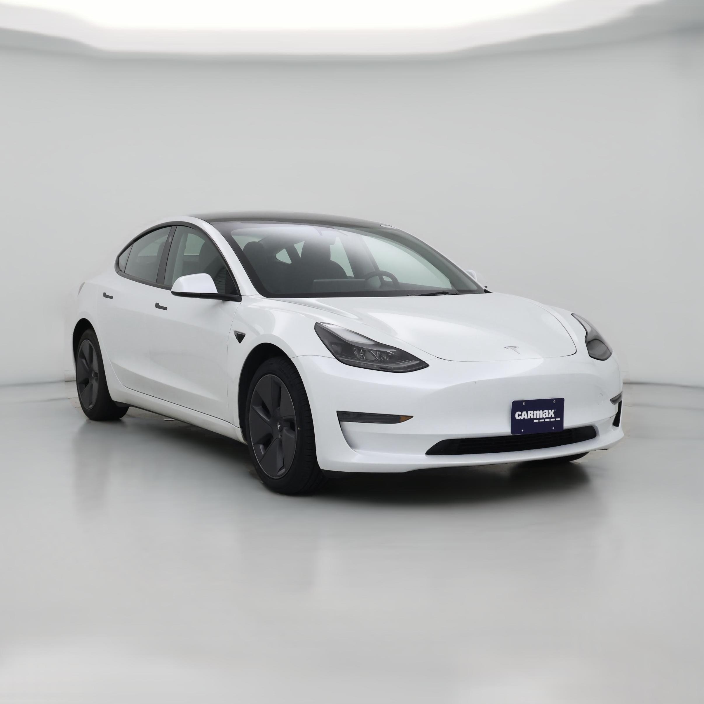 Thumbnail: 2023 Tesla Model 3 - 1
