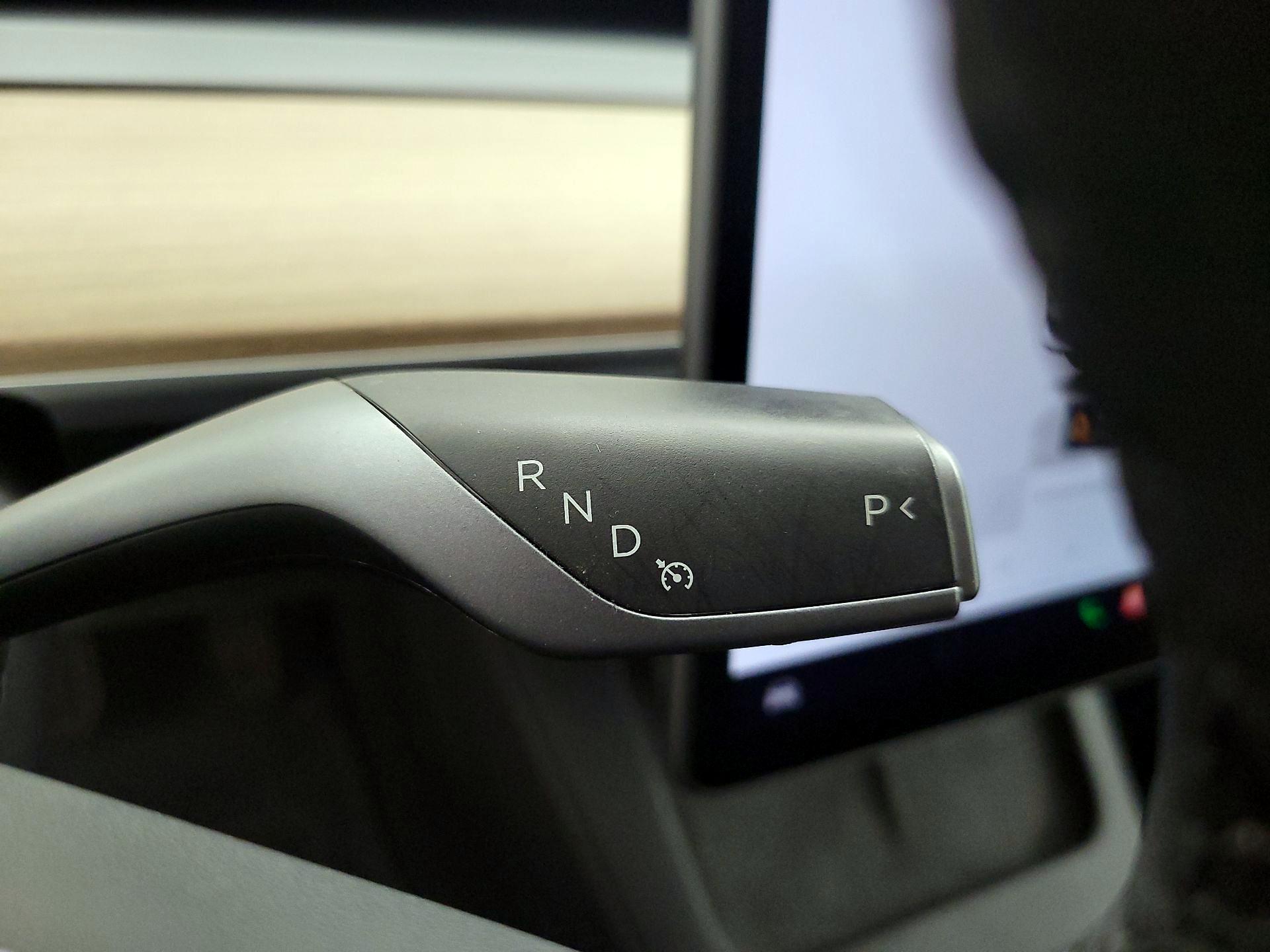 Thumbnail: 2023 Tesla Model 3 - 17