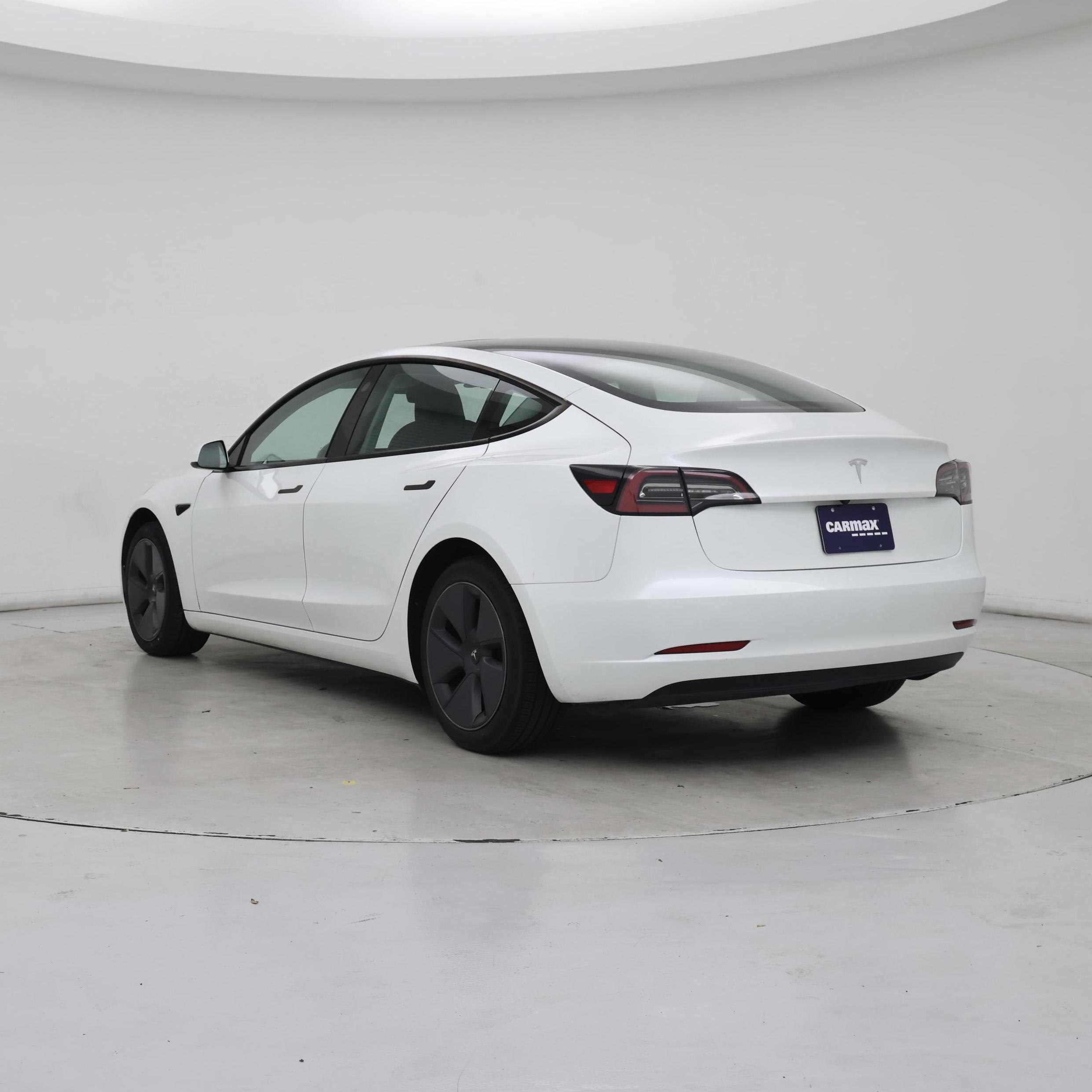 Thumbnail: 2023 Tesla Model 3 - 2