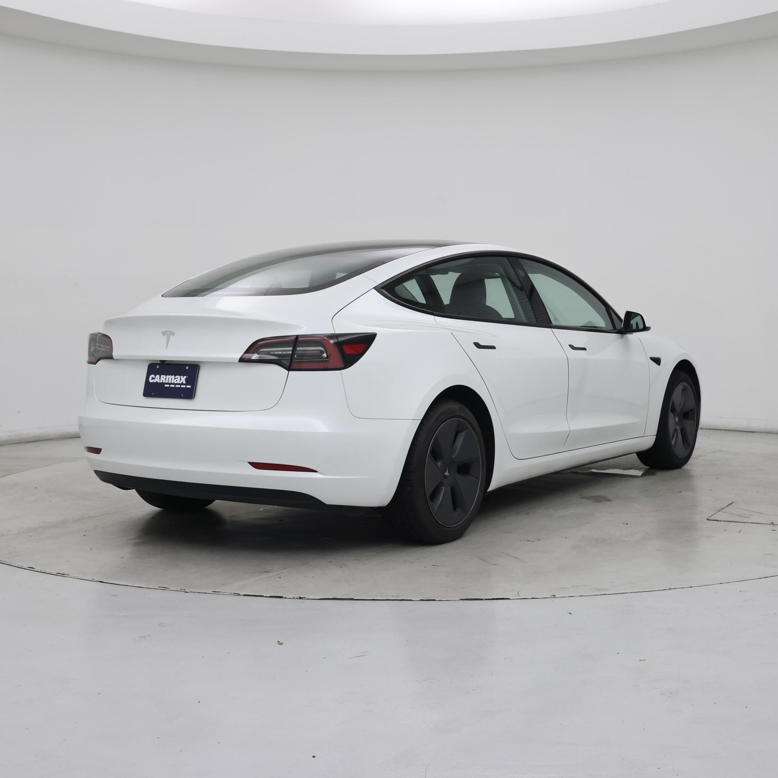 Thumbnail: 2023 Tesla Model 3 - 8