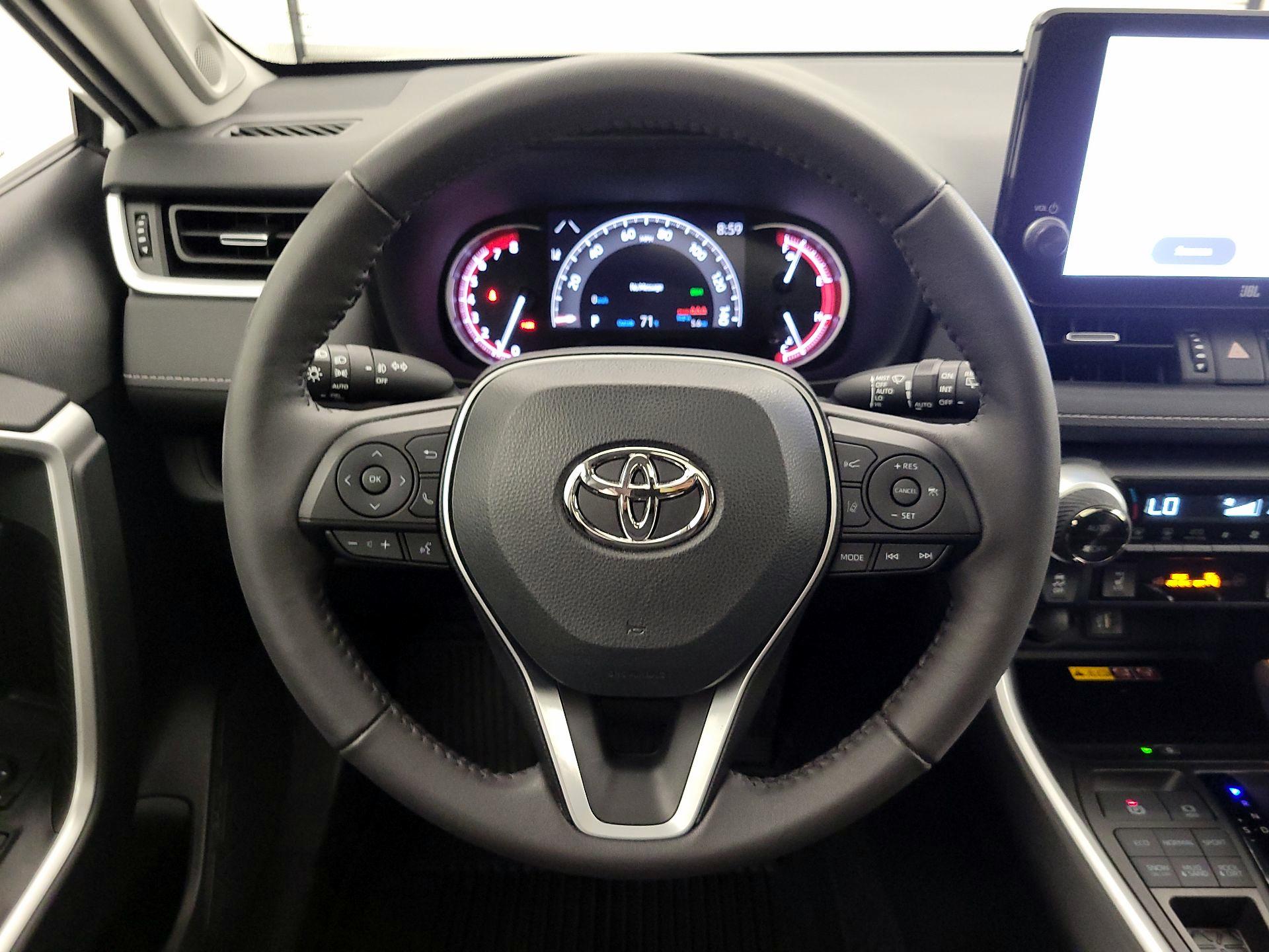 Thumbnail: 2023 Toyota RAV4 - 10