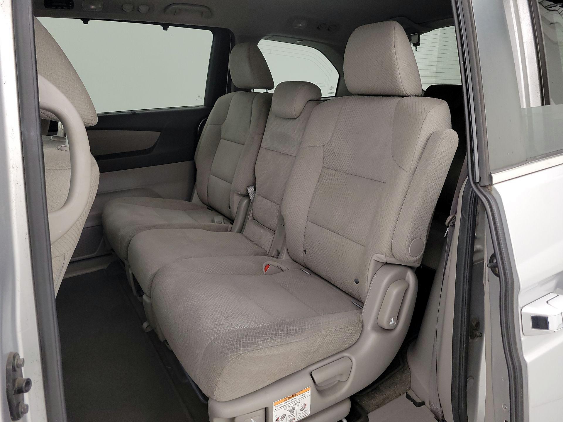 Thumbnail: 2015 Honda Odyssey - 19