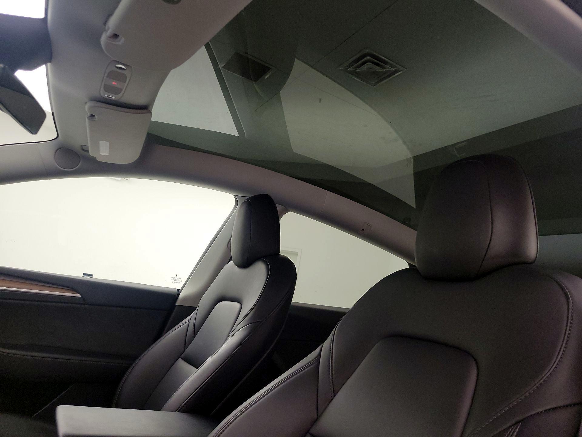 Thumbnail: 2023 Tesla Model Y - 18